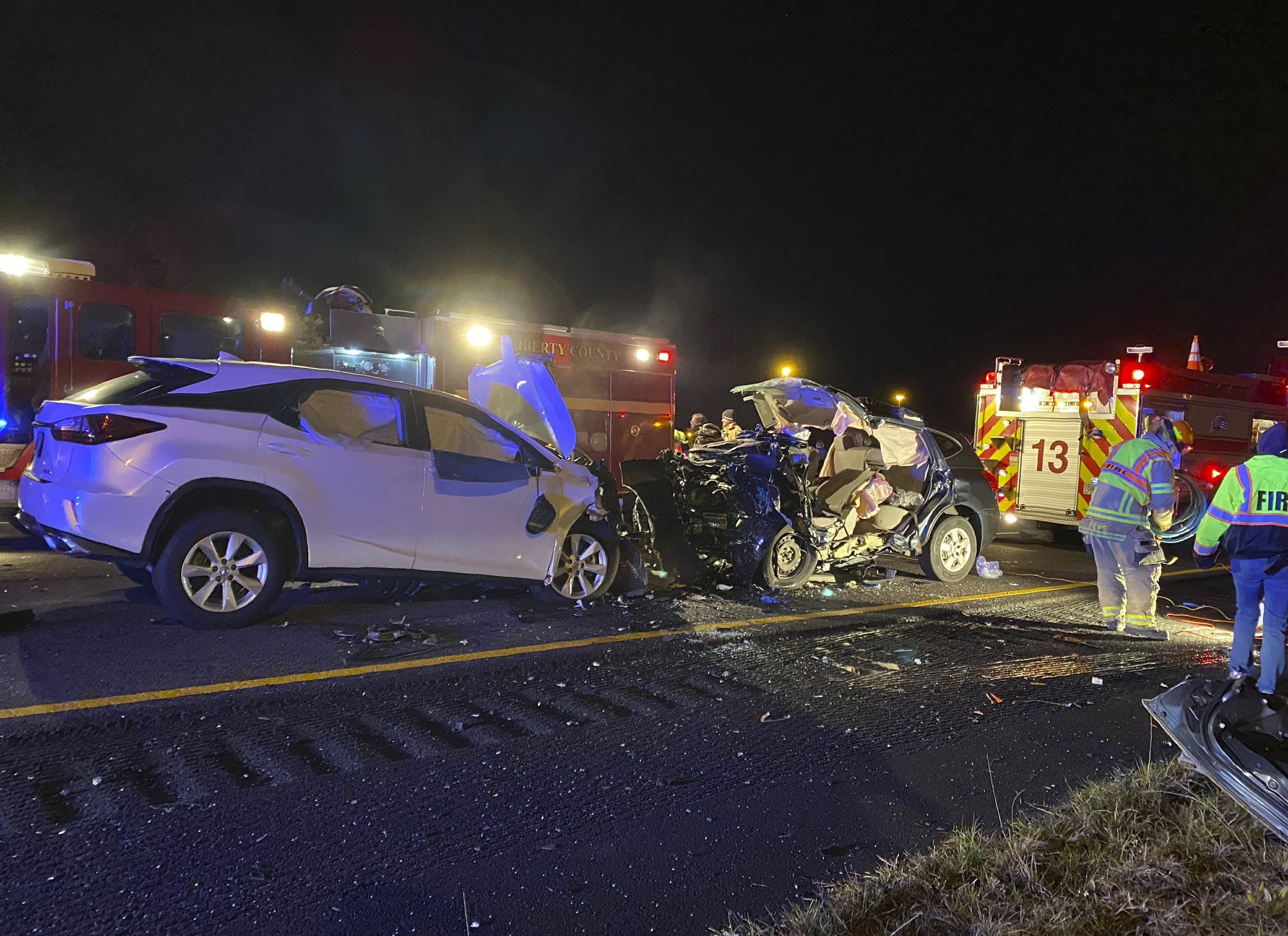 6 people killed in wrongway crash on interstate AP News