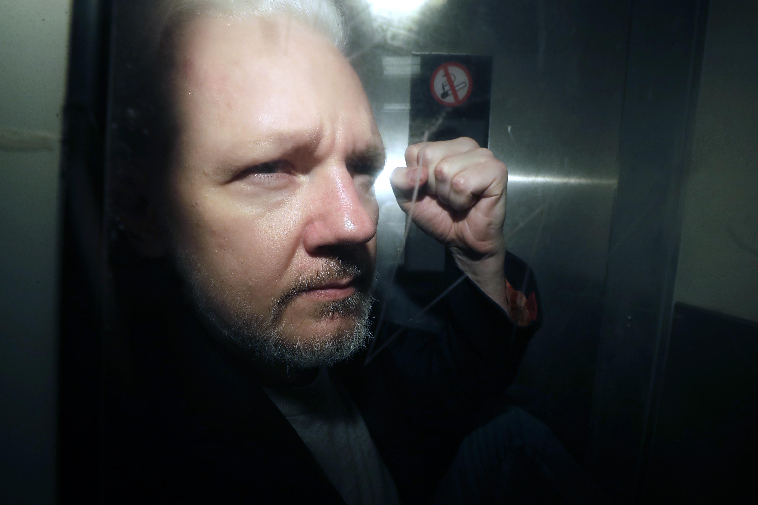 Assange wins first stage in effort to appeal extradition... thumbnail