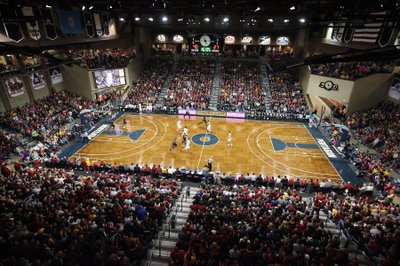 South Dakota arena to host 8-team Thanksgiving week tourney ...