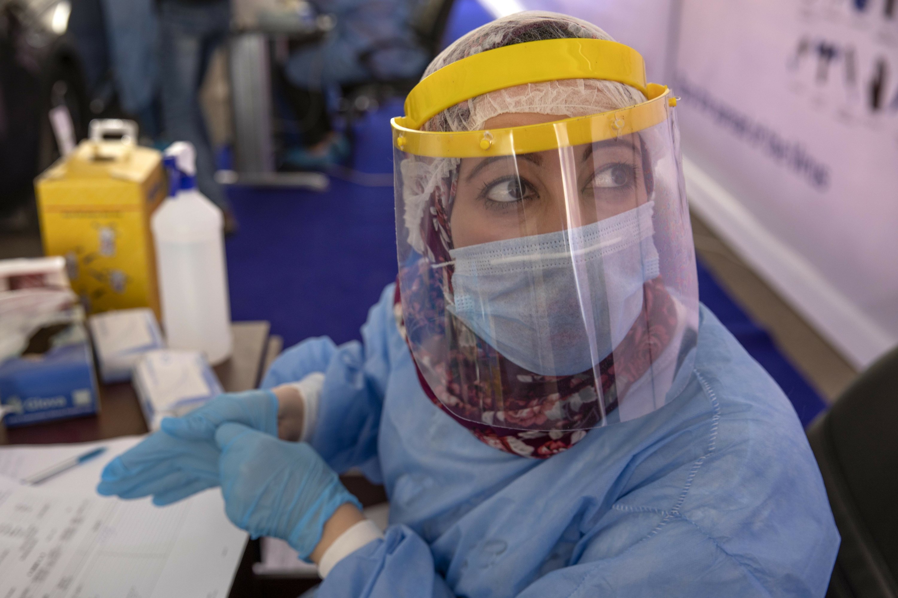 Egypt arrests doctors, silences critics over virus outbreak | AP News
