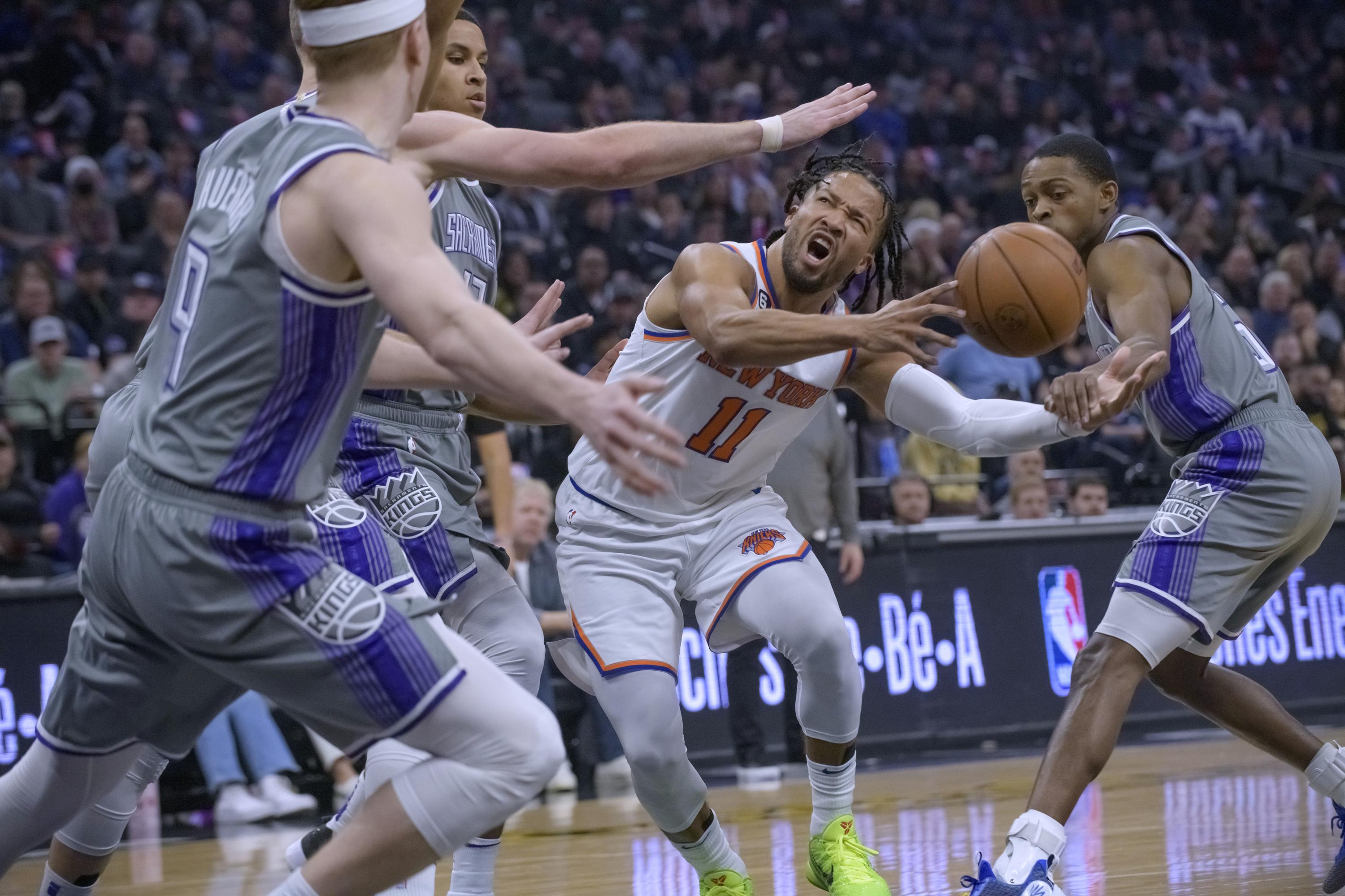 The Playoffs » Kings vencem Knicks com outro triplo-duplo de Sabonis