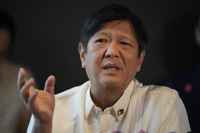 El presidente electo de Filipinas Ferdinand Marcos Jr. durante una conferencia de prensa en Mandaluyong, Filipinas, el lunes 20 de junio de 2022. (AP Foto/Aaron Favila)