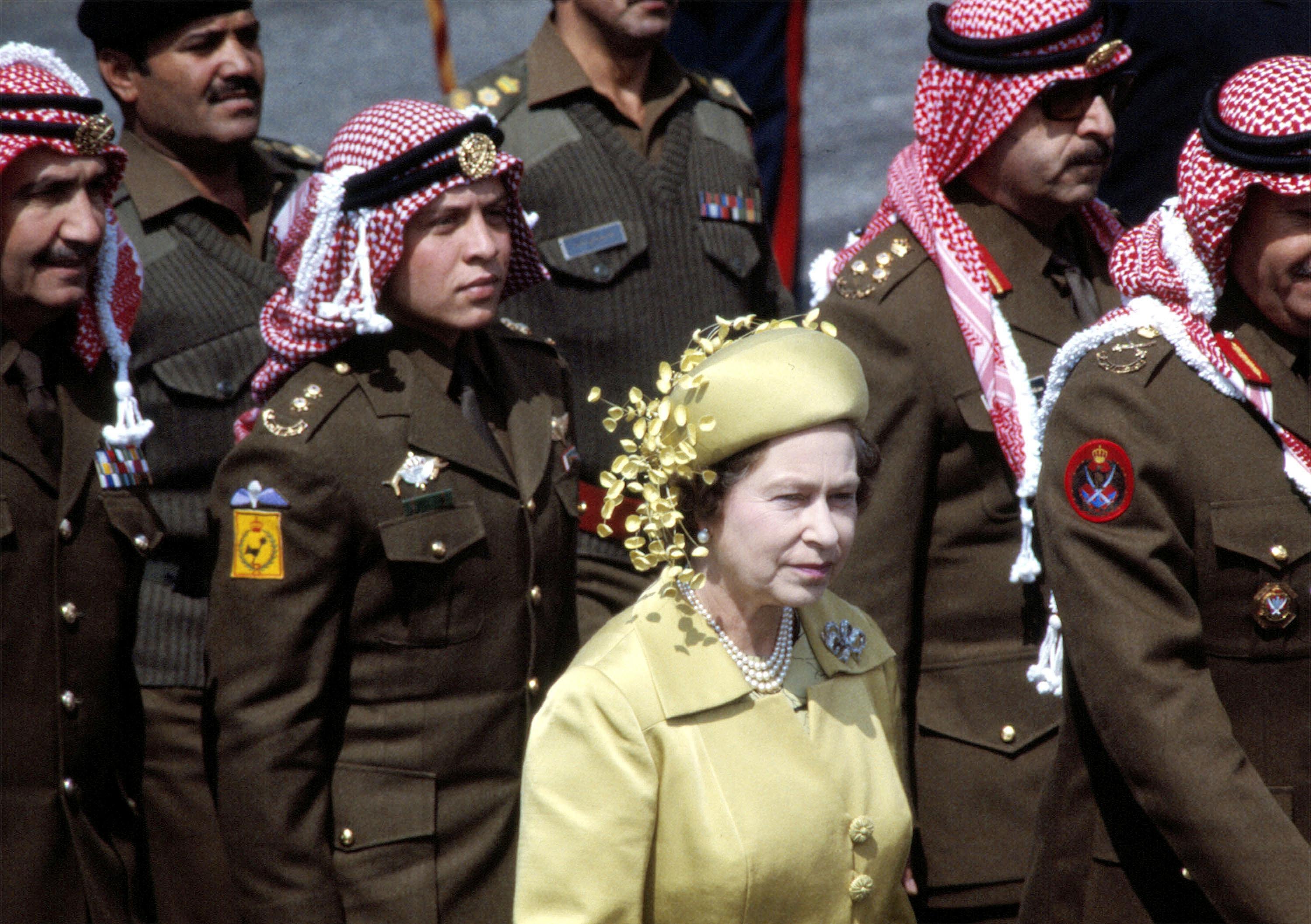 Queen’s reign saw British leave Mideast with a mixed legacy