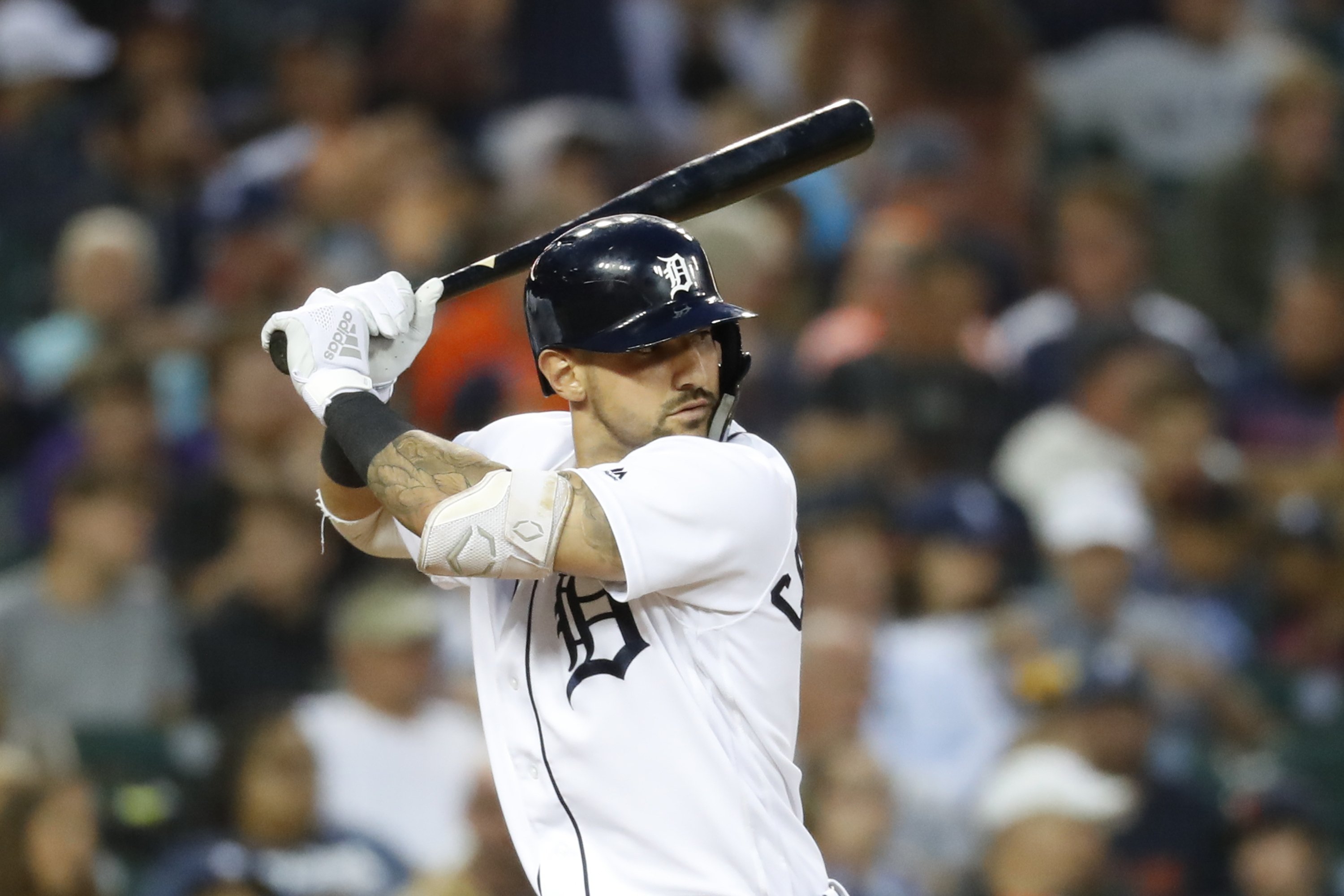 AP source Reds, Castellanos agree to 64M, 4year deal AP News