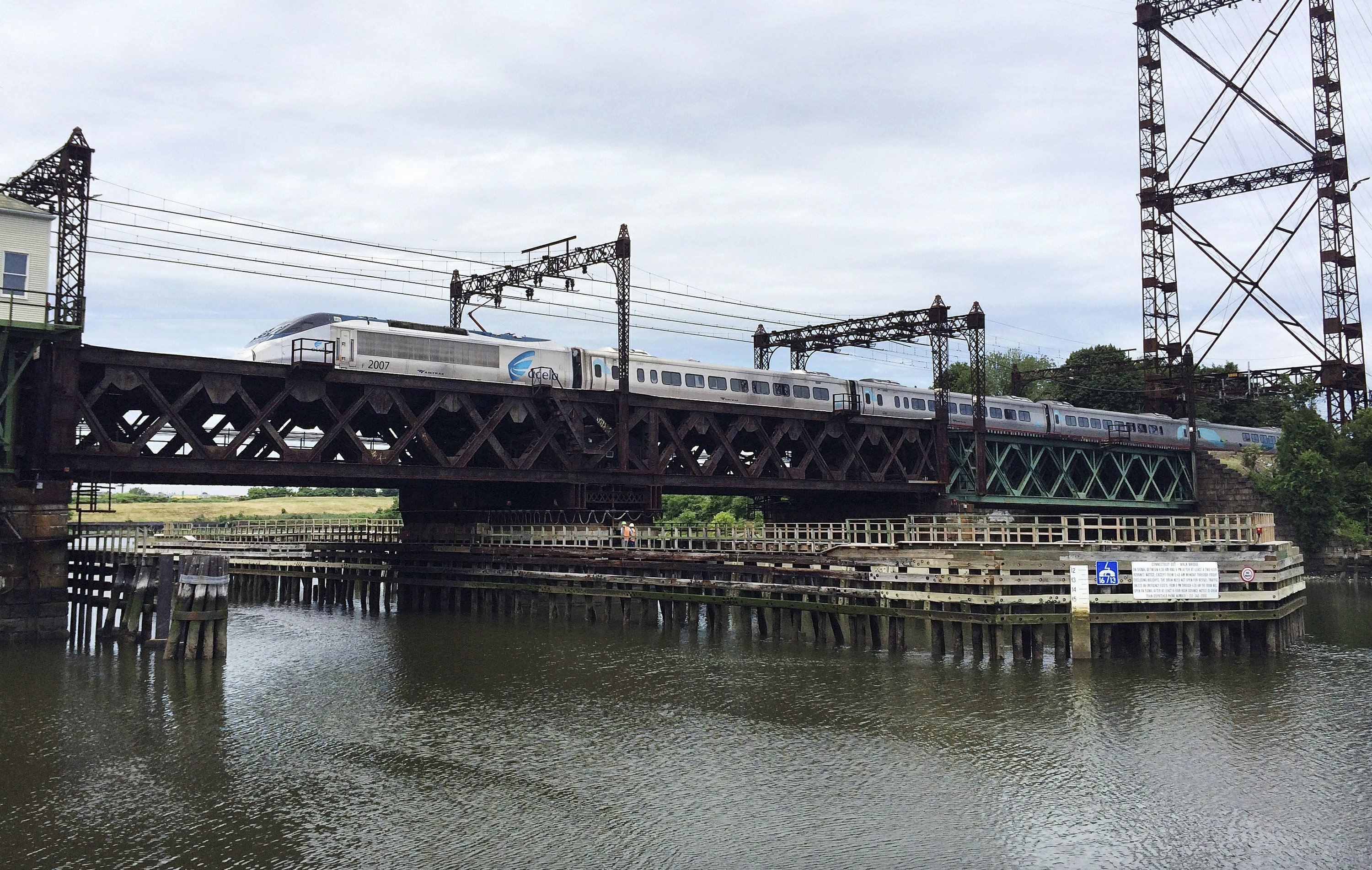 Judge Clears Path For 1b Railroad Bridge Plan