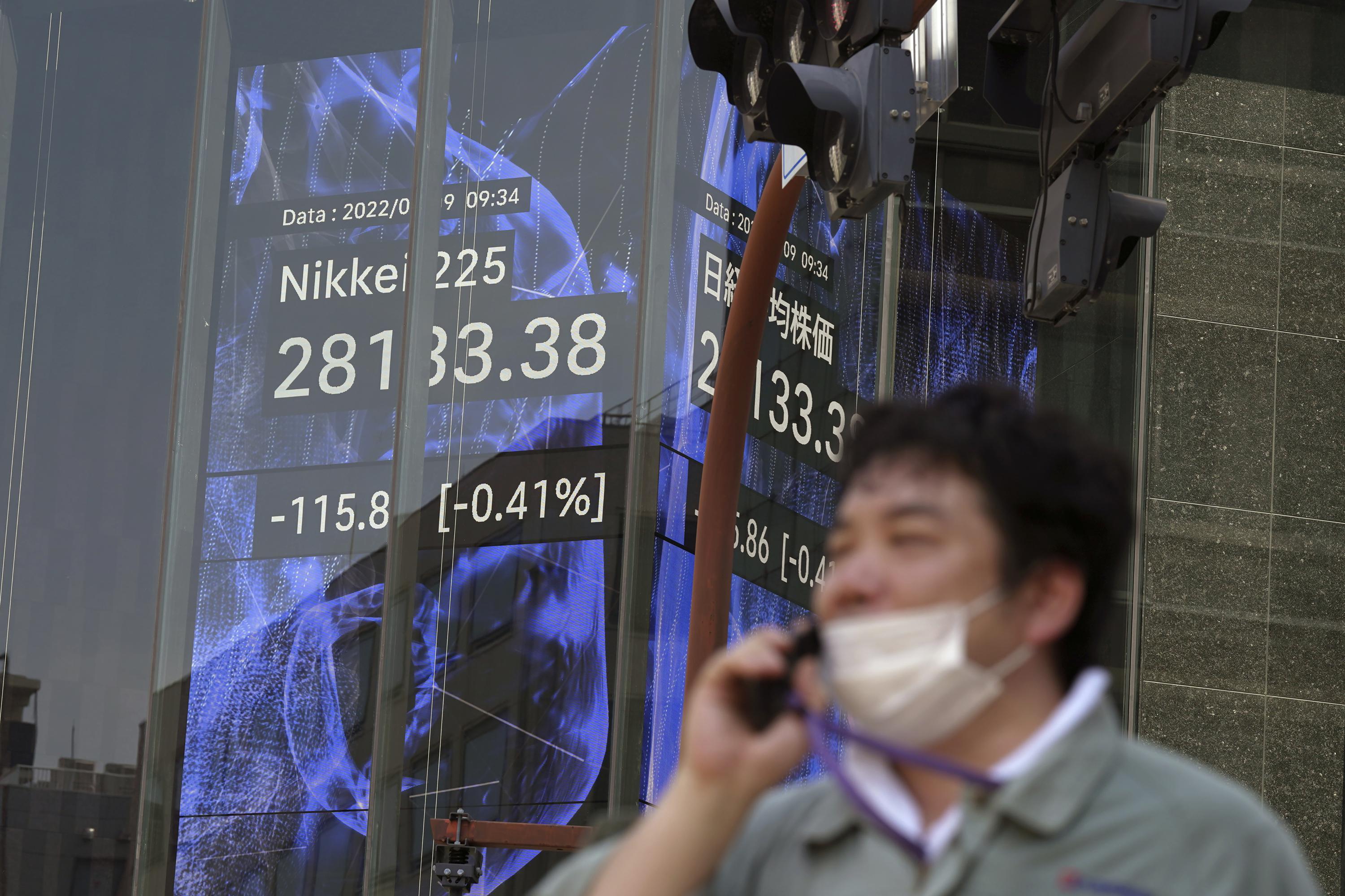 asian-shares-mostly-decline-on-global-technology-downturn