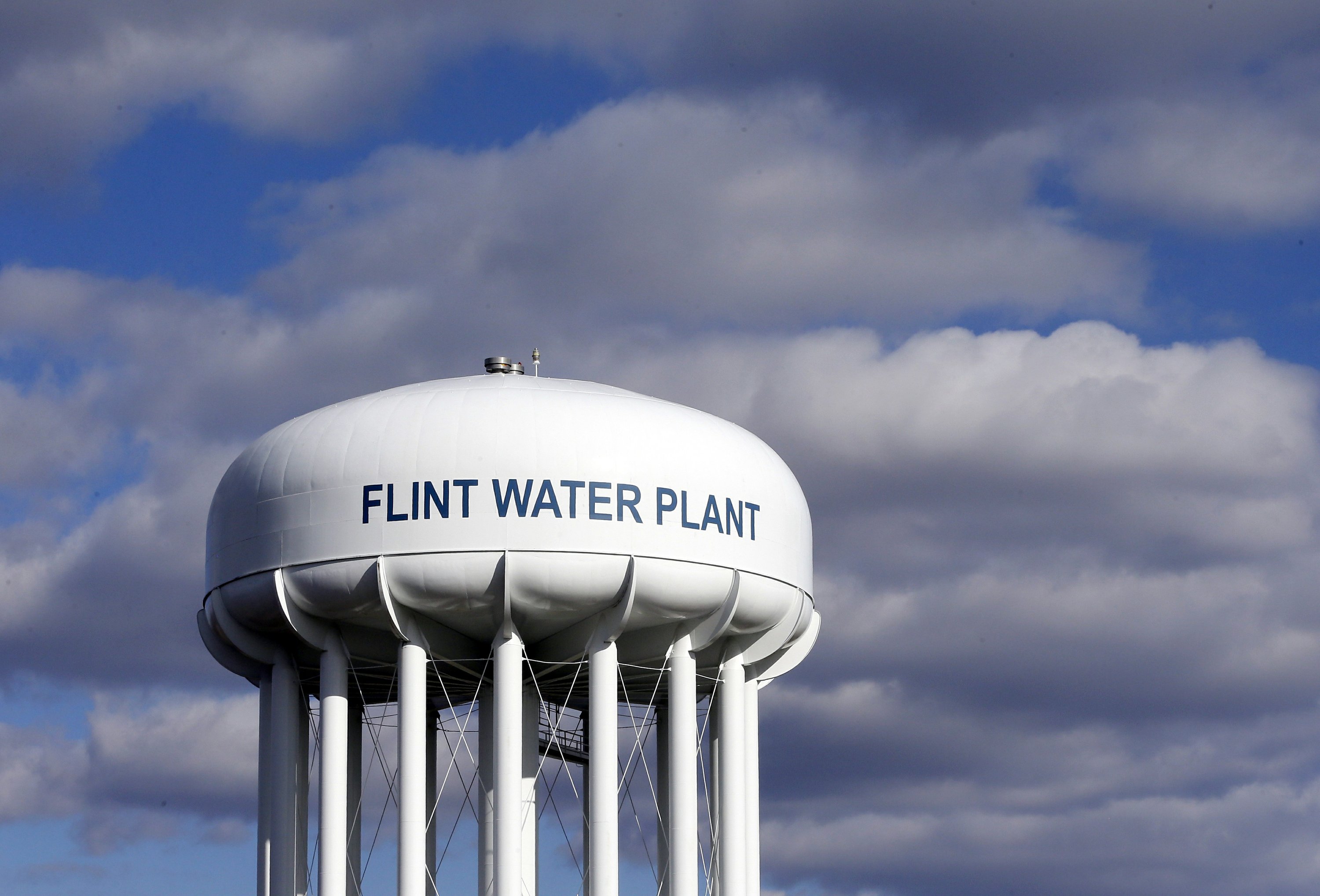 Judge: Feds can be sued for failures in Flint water crisis - Associated Press
