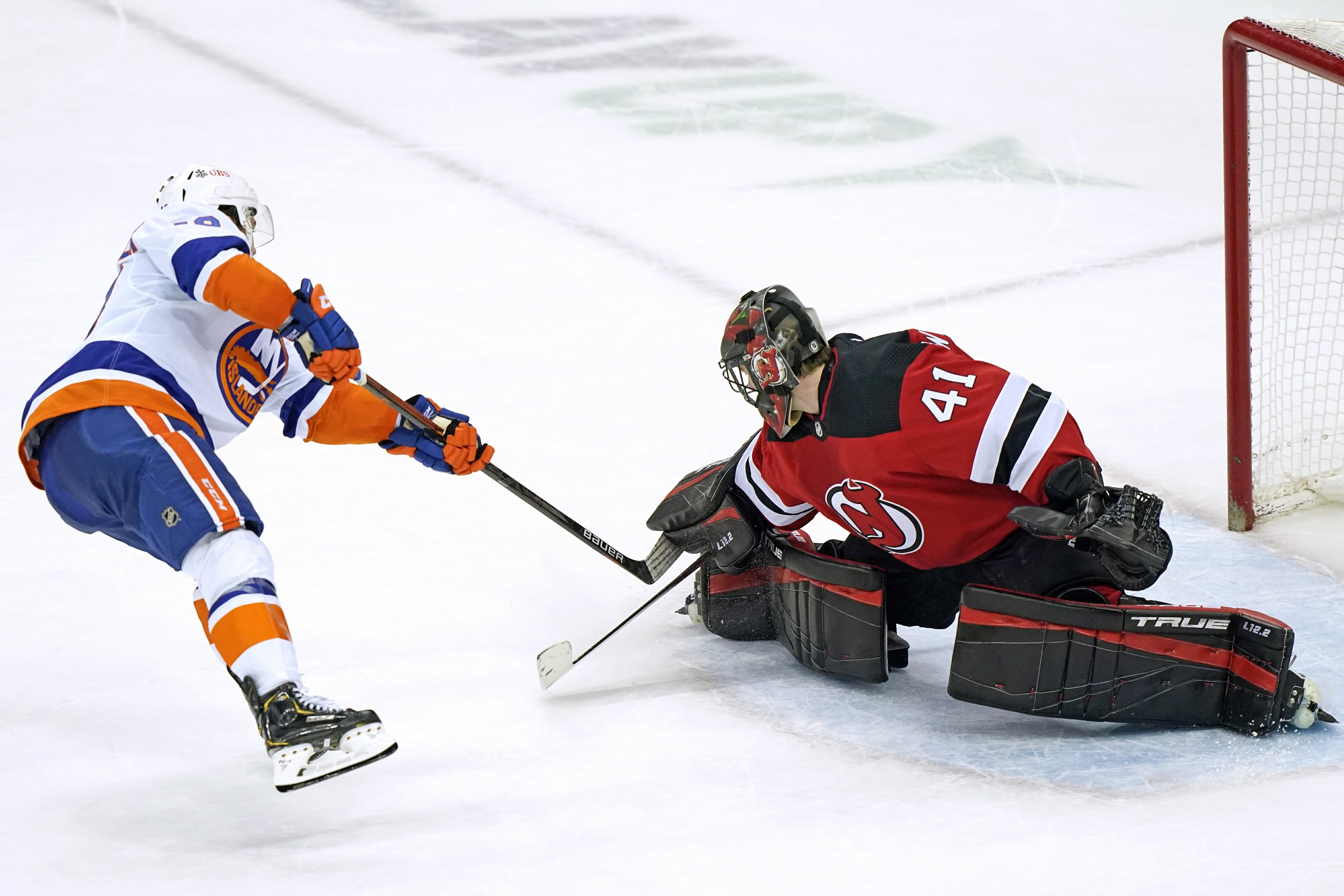 islanders devils game