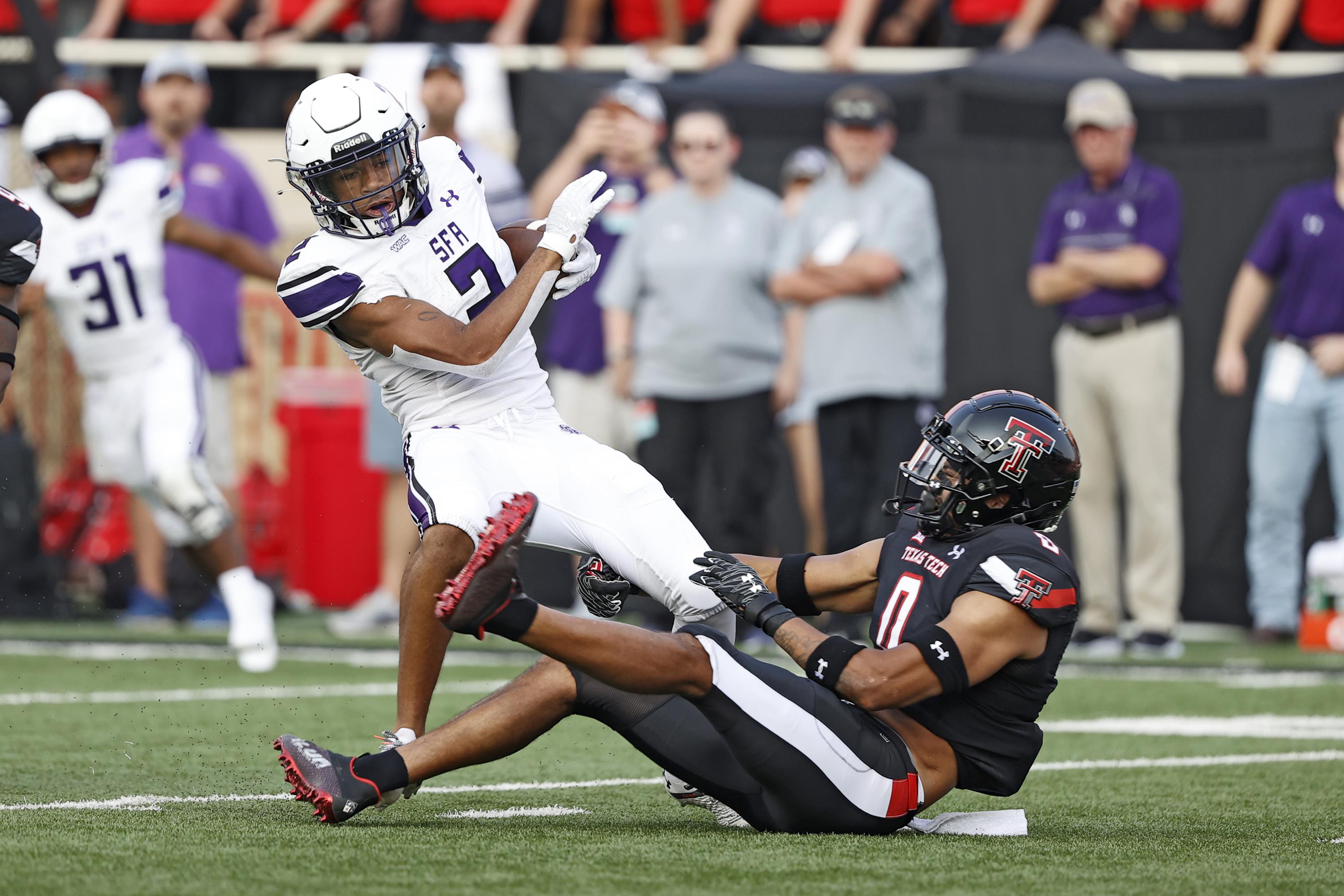 Texas Tech Hangs On For 28 22 Win Over Fcs Stephen F Austin Ap News