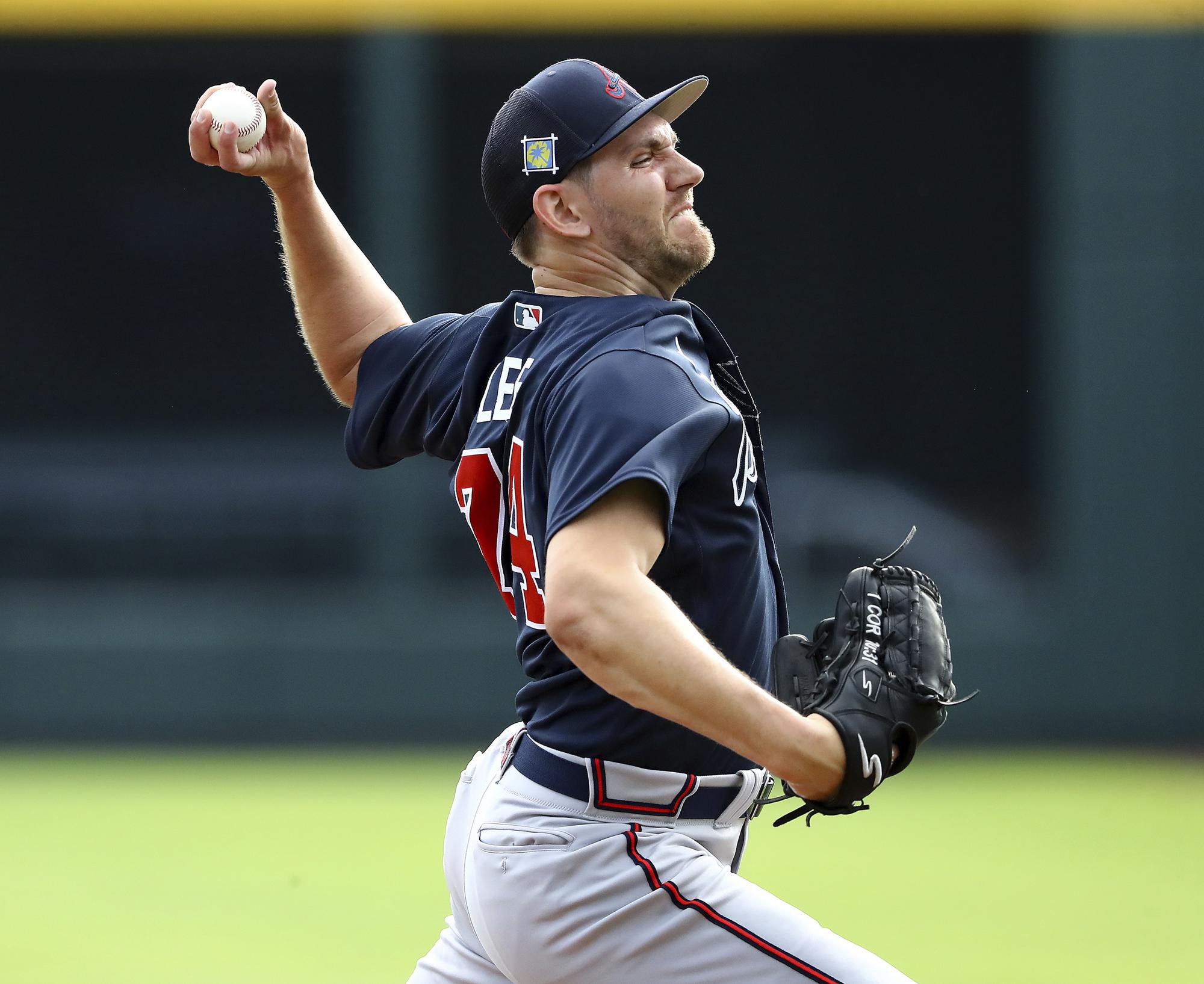 Braves lefty Lee far removed from spotlight of World Series | AP News