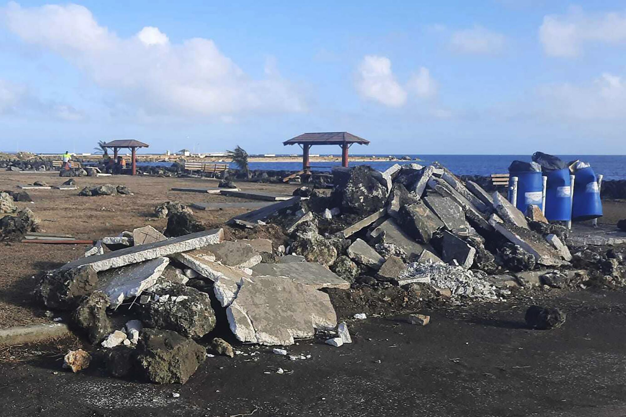 First aid flights arrive in Tonga after big volcano eruption – Associated Press