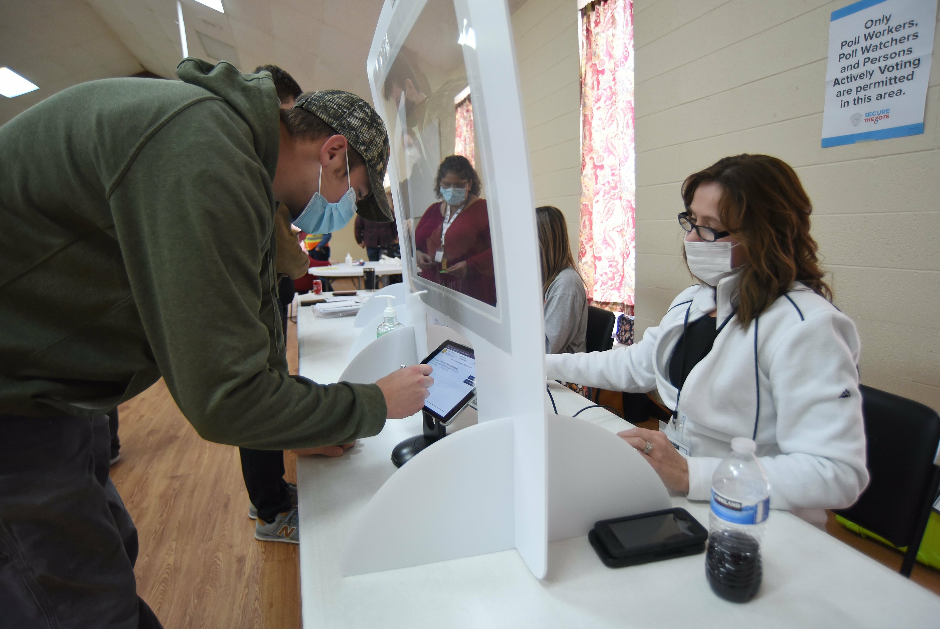 Georgia deciding control of the US Senate on the last day of the election