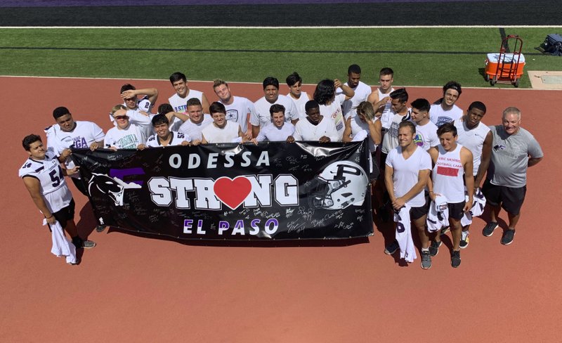2 Texas Cities Seek Comfort From Football After Shootings