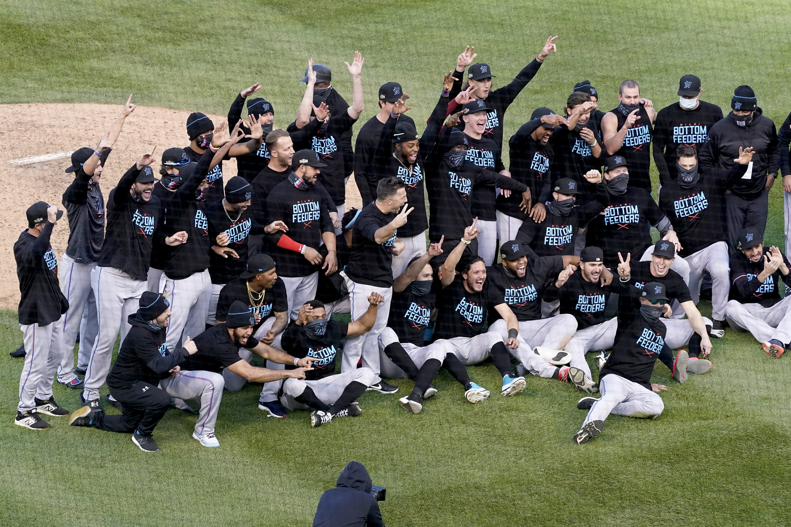 guy wearing marlins jersey at world series