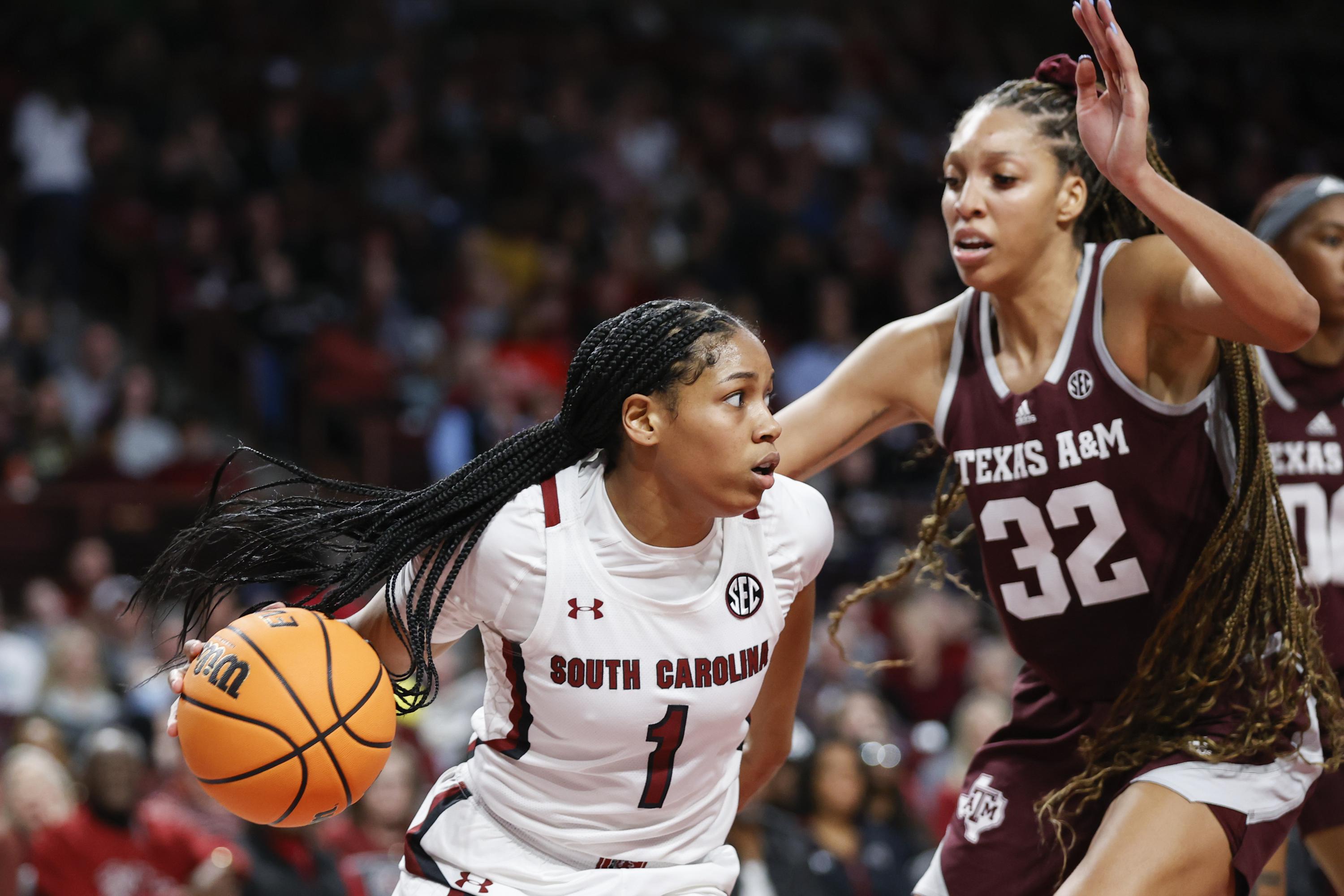 Cooke, No. 1 South Carolina run past Texas A&M 76-34