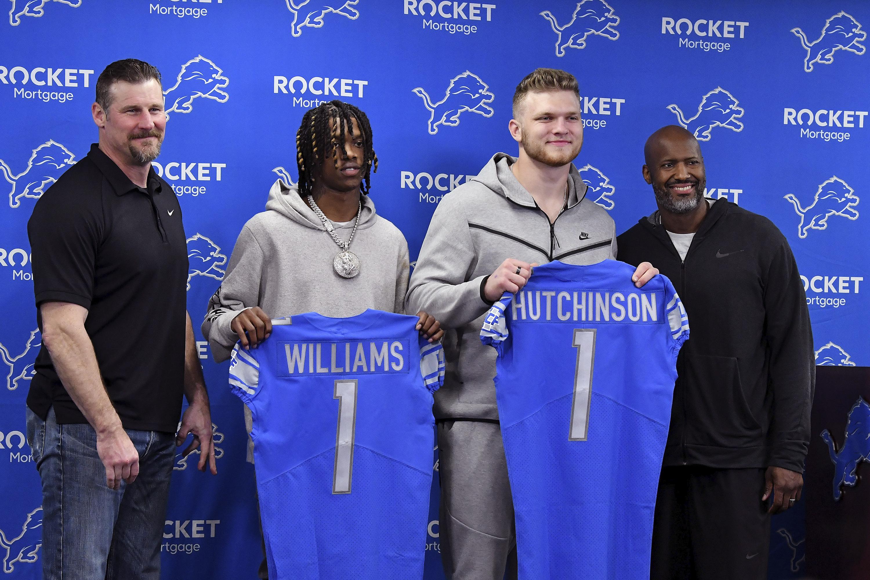 Lions sign DE Aidan Hutchinson to 35.7 million, 4year deal AP News