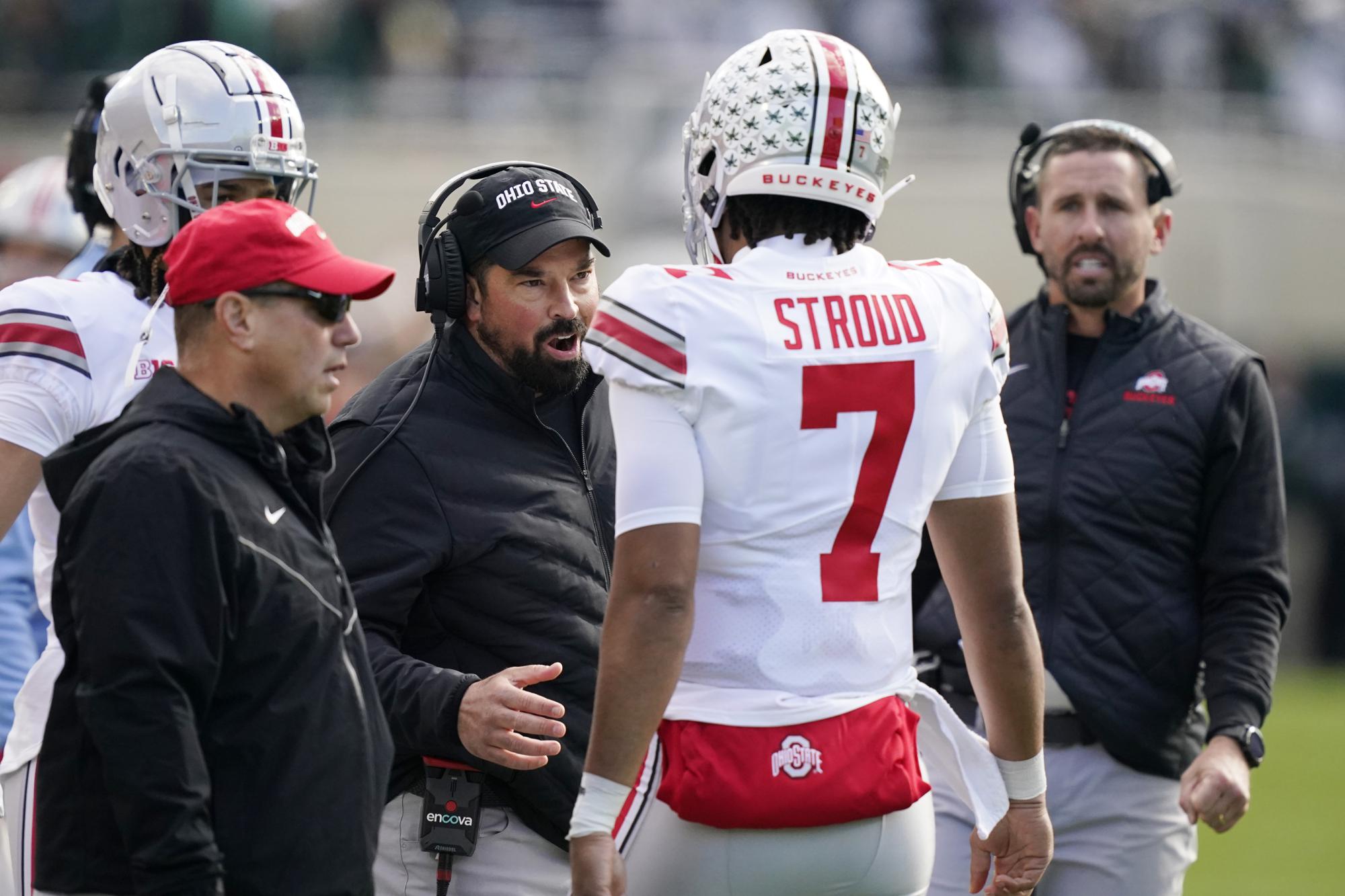 Rested and ready: No. 2 Ohio St opens 2nd half against Iowa | AP News