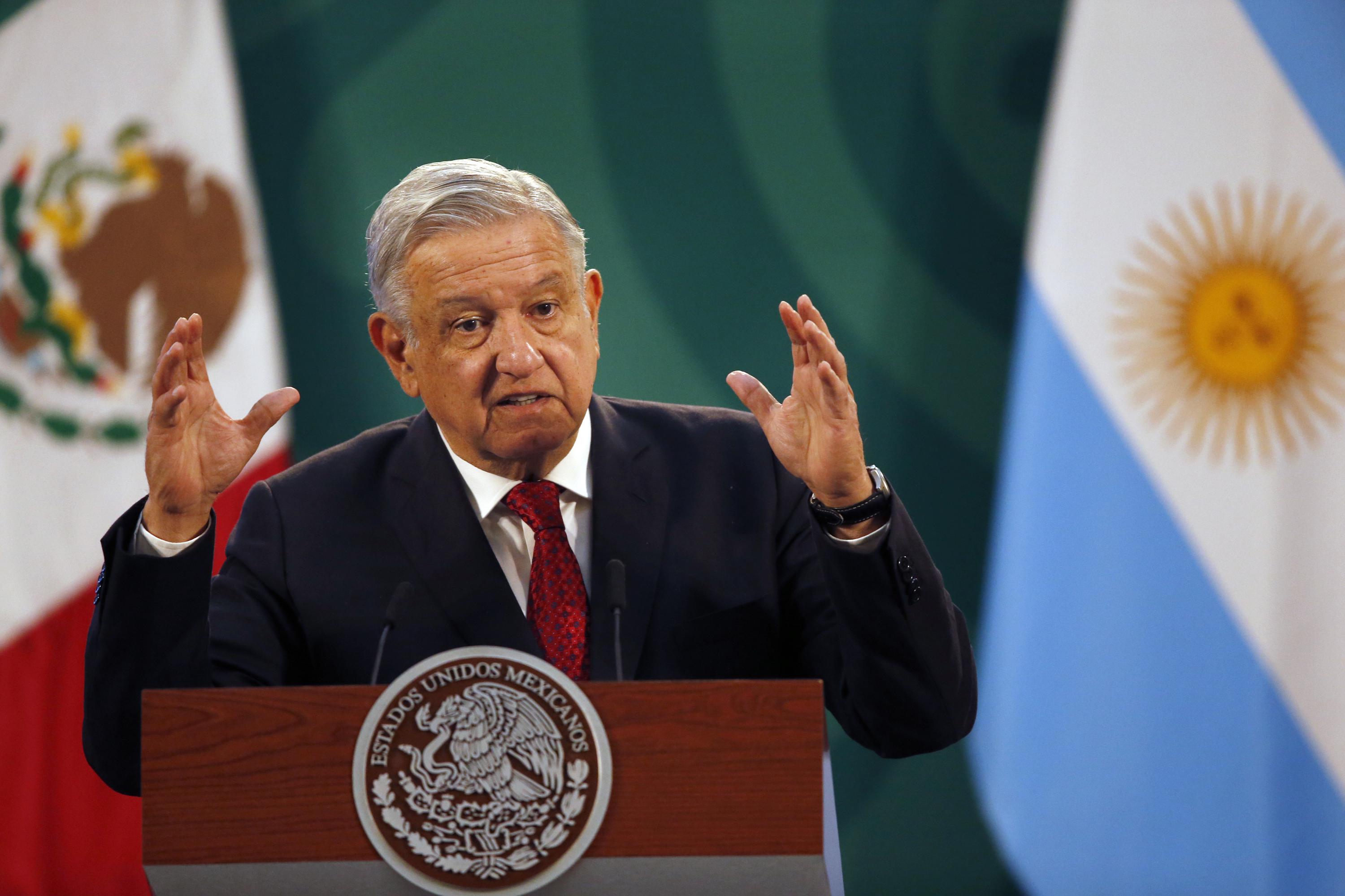 Mexican president says he'll propose labor program to Biden
