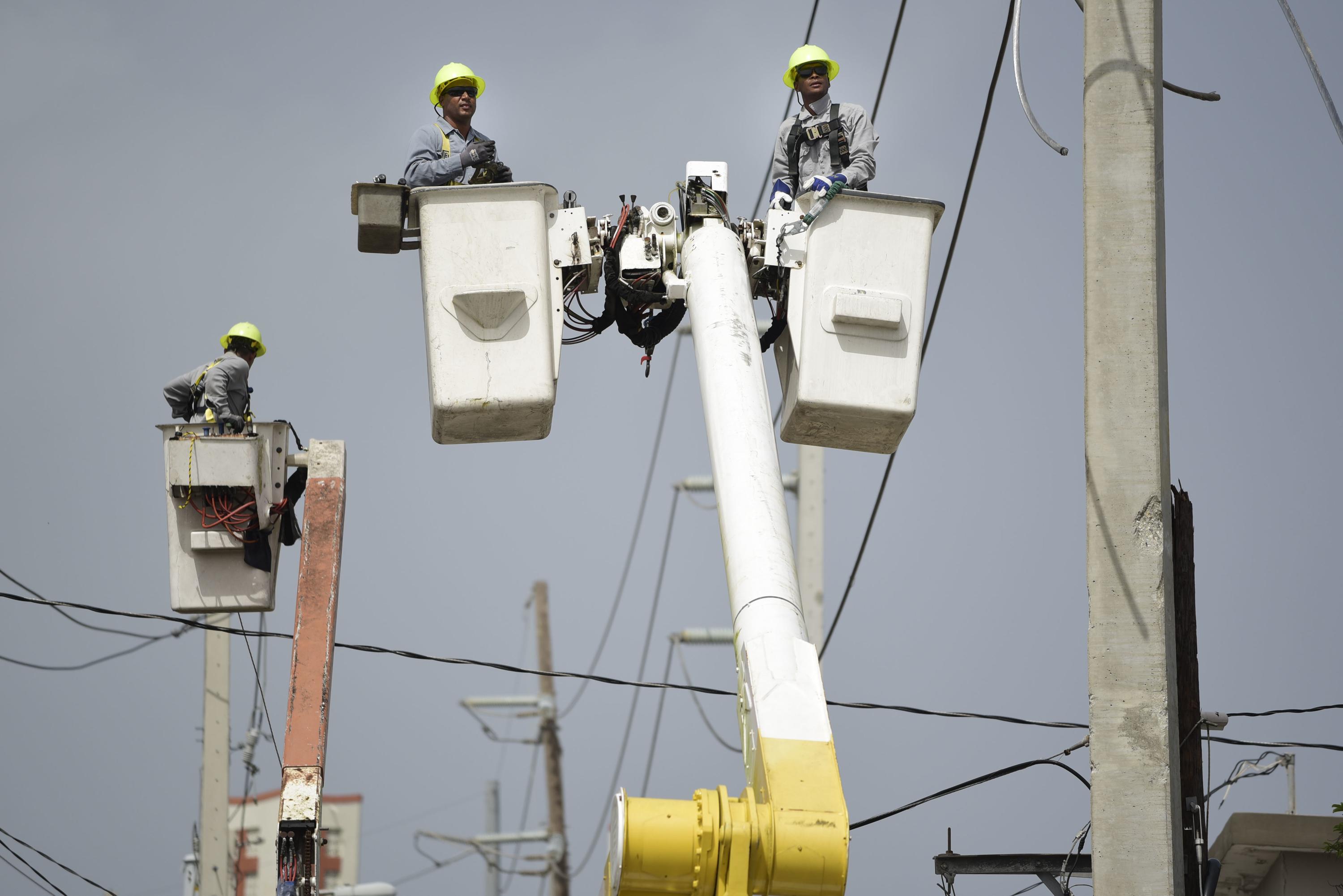 New company, same woes Puerto Rico suffers power outages AP News