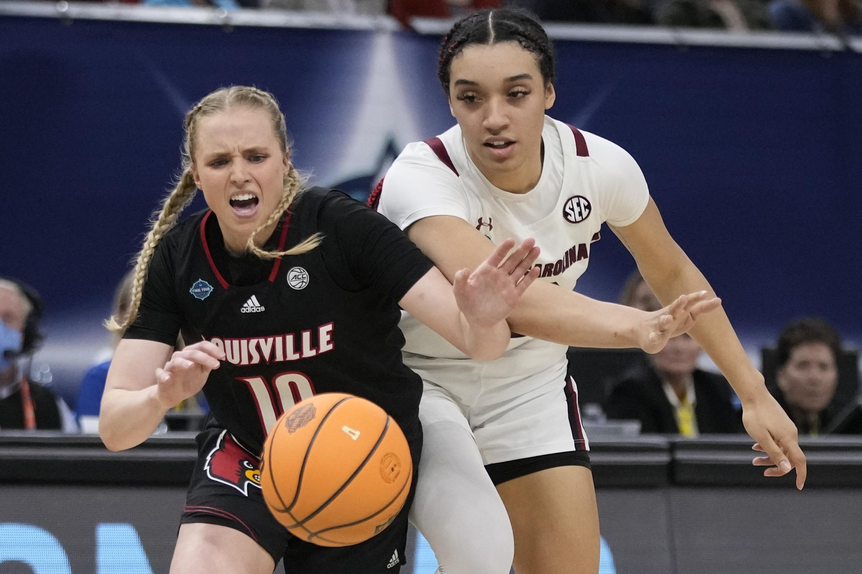 South Carolina defense smothers Louisville in semifinal win