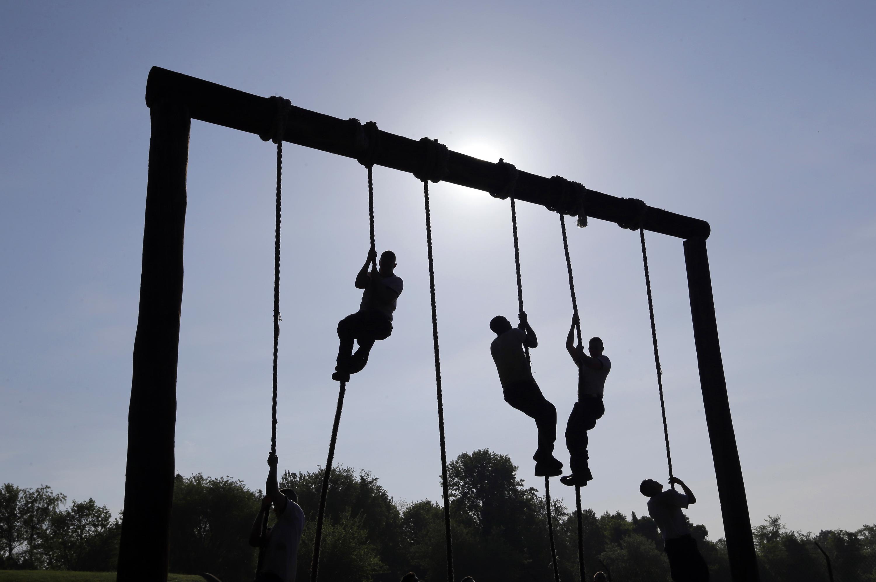 Navy expands boot camp to sharpen focus on character issues | AP News