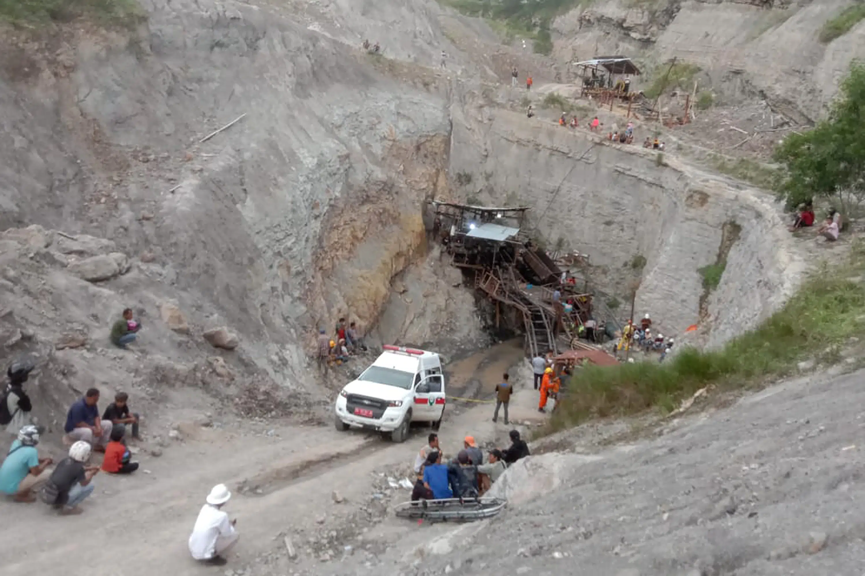 10 miners killed in Indonesia coal mine explosion, 4 rescued