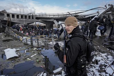 Effort to relieve encircled Ukrainian port put in jeopardy | AP News