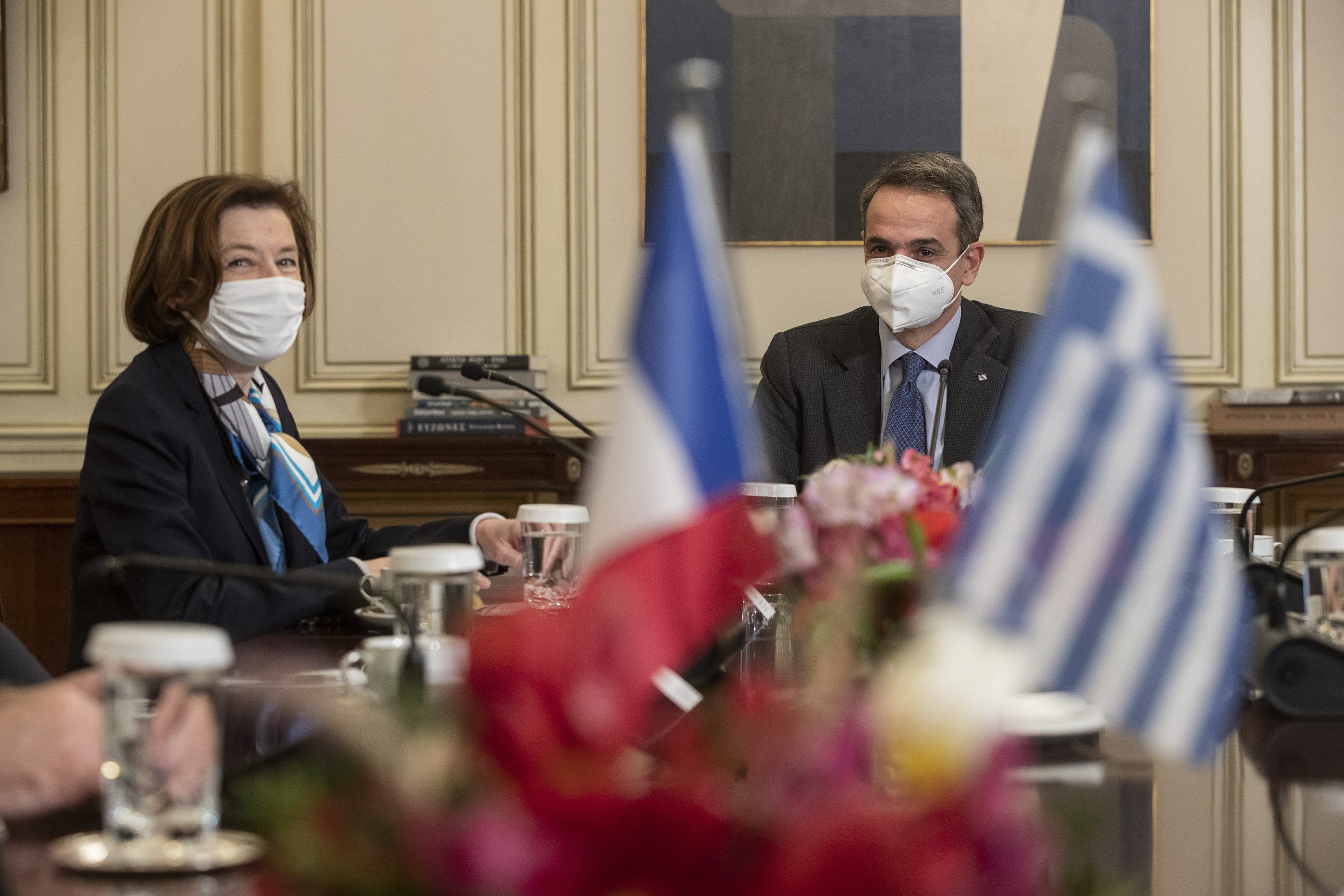 Greece and France sign $ 2.8 billion jet fighter agreement