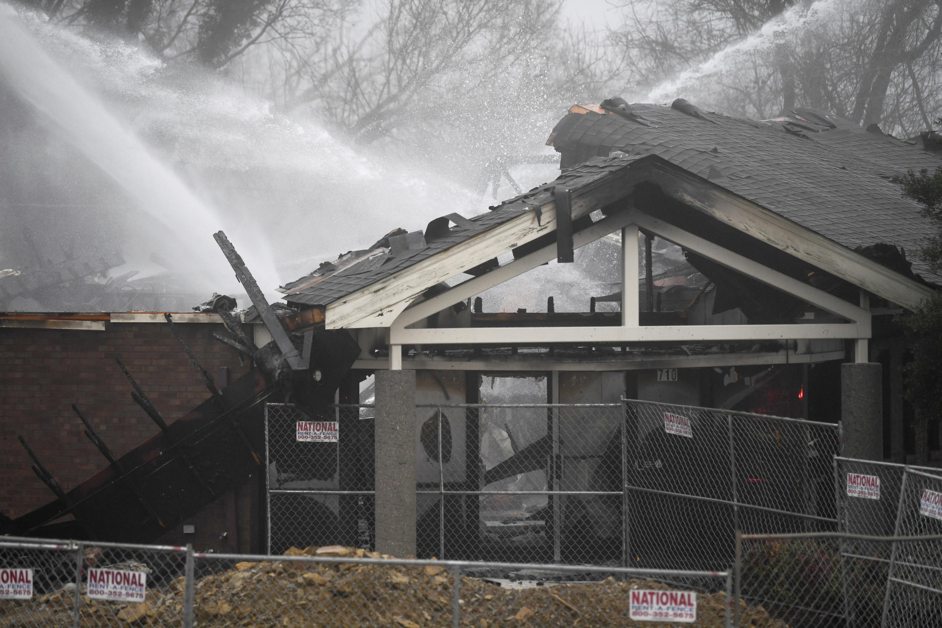 Featured image of post Tennessee Planned Parenthood destroyed in early morning fire | AP News