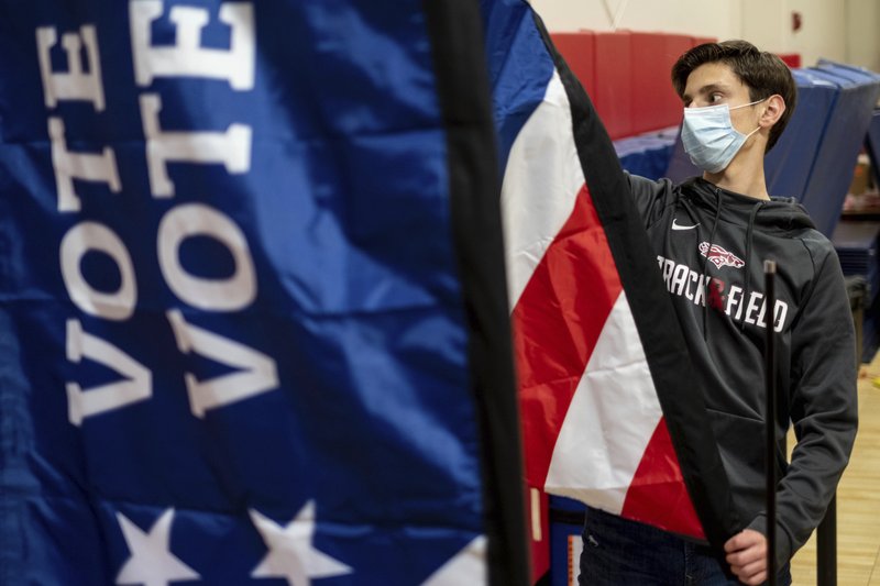 Alternate text Alternate text