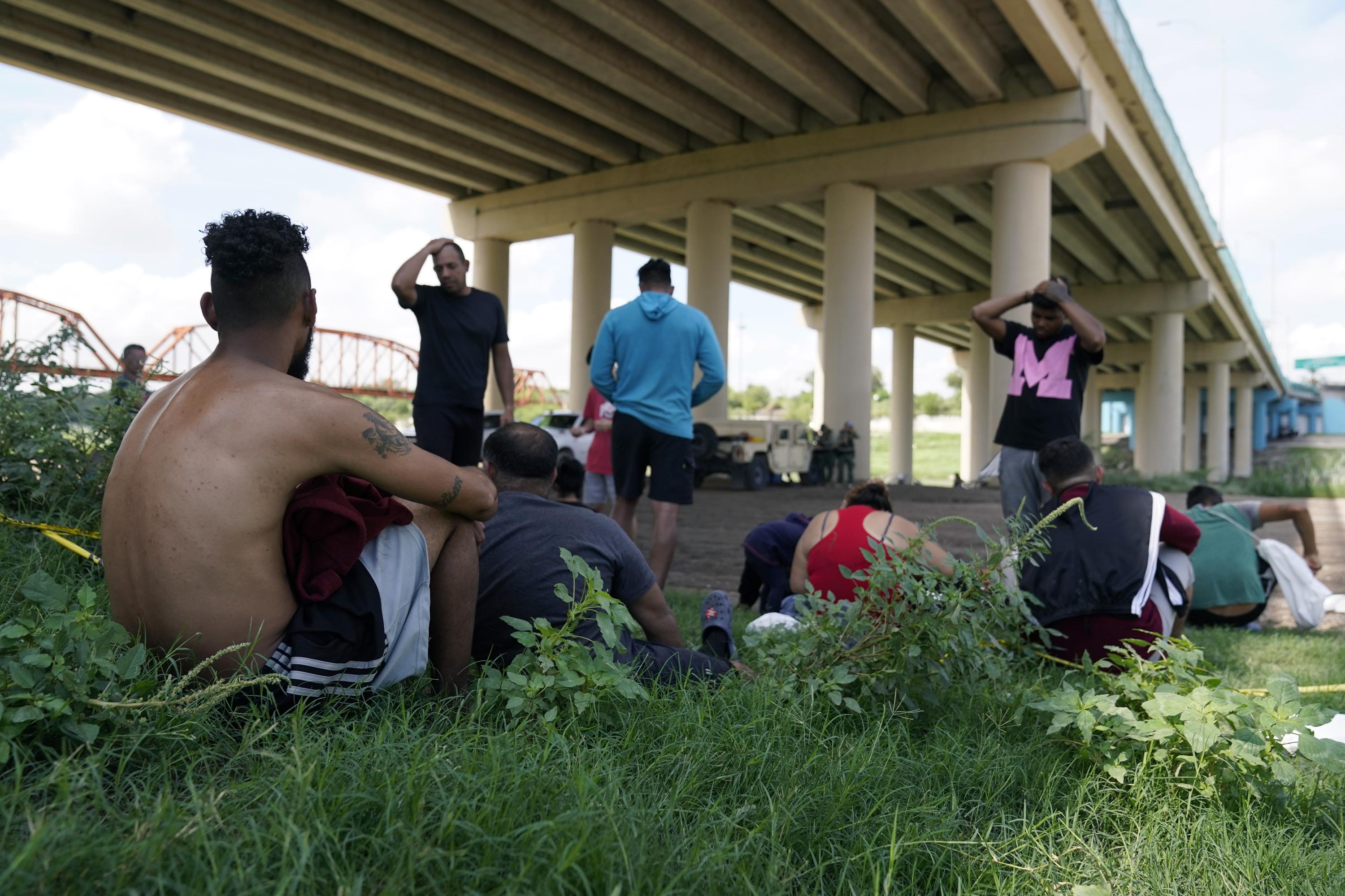 Funcionarios de EEUU: Aumentan cruces fronterizos entre venezolanos