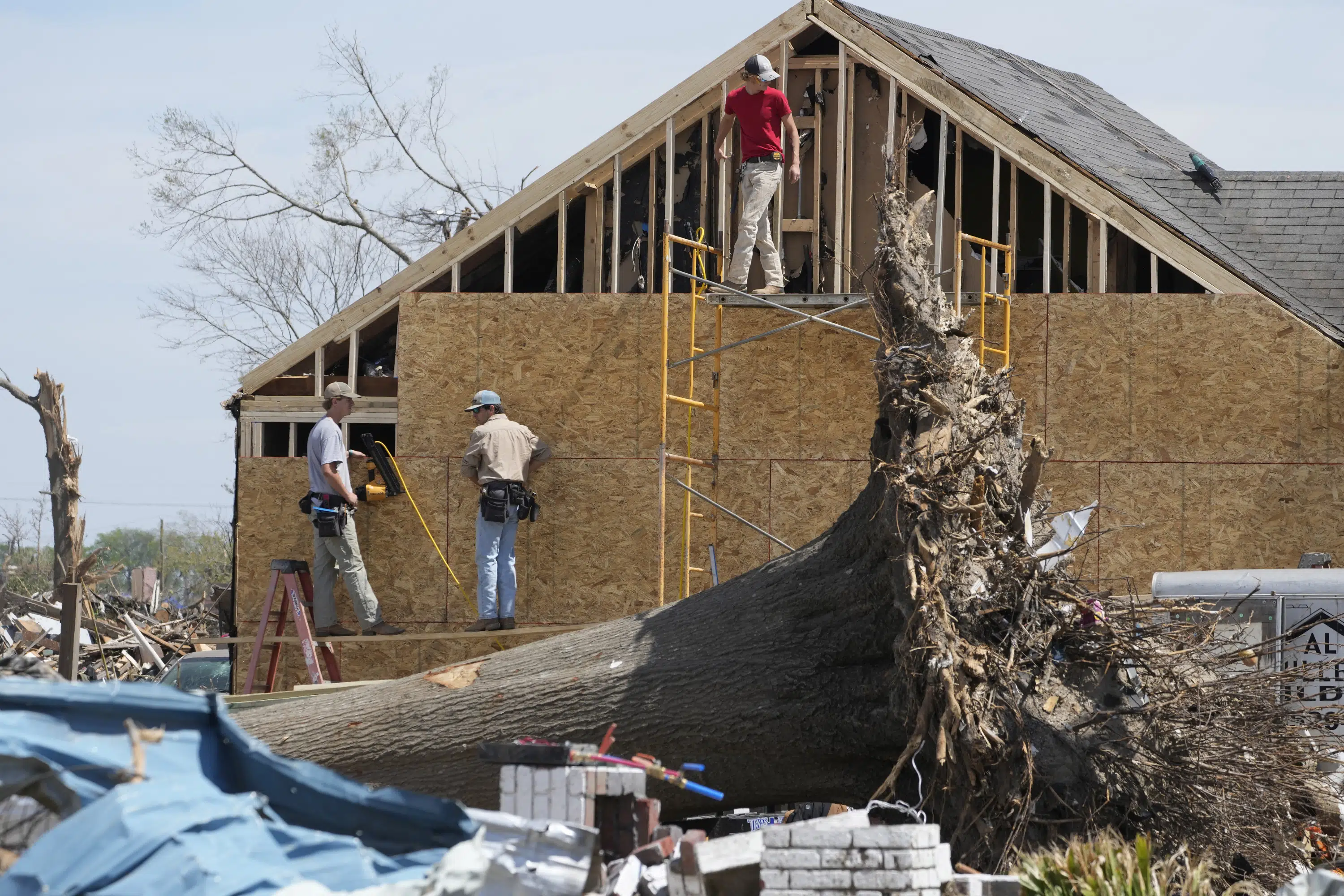 Insurance losses from Mississippi tornado nearing 0M