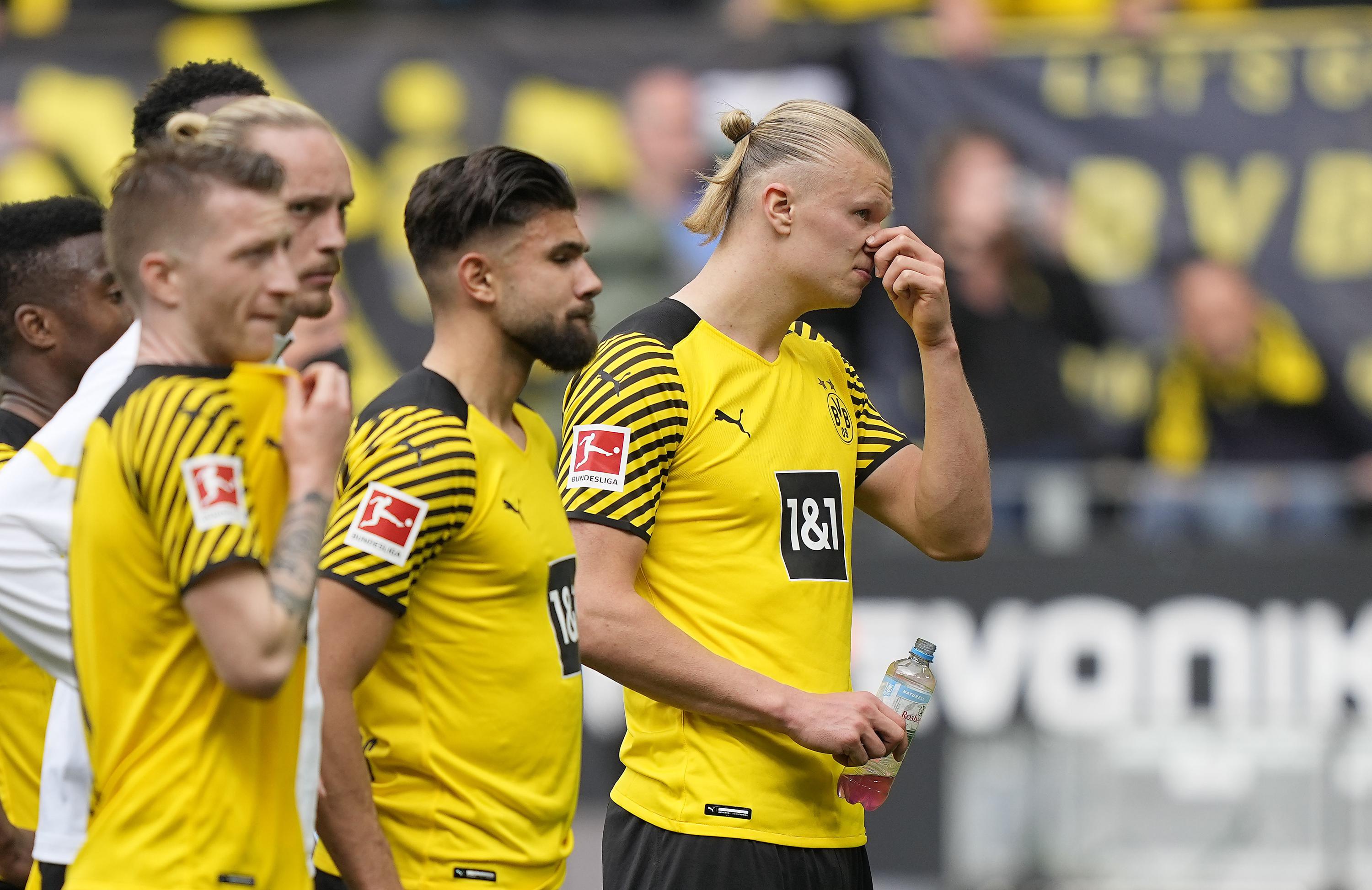 Dortmund está lambendo feridas e se preparando para uma reconstrução para a próxima temporada