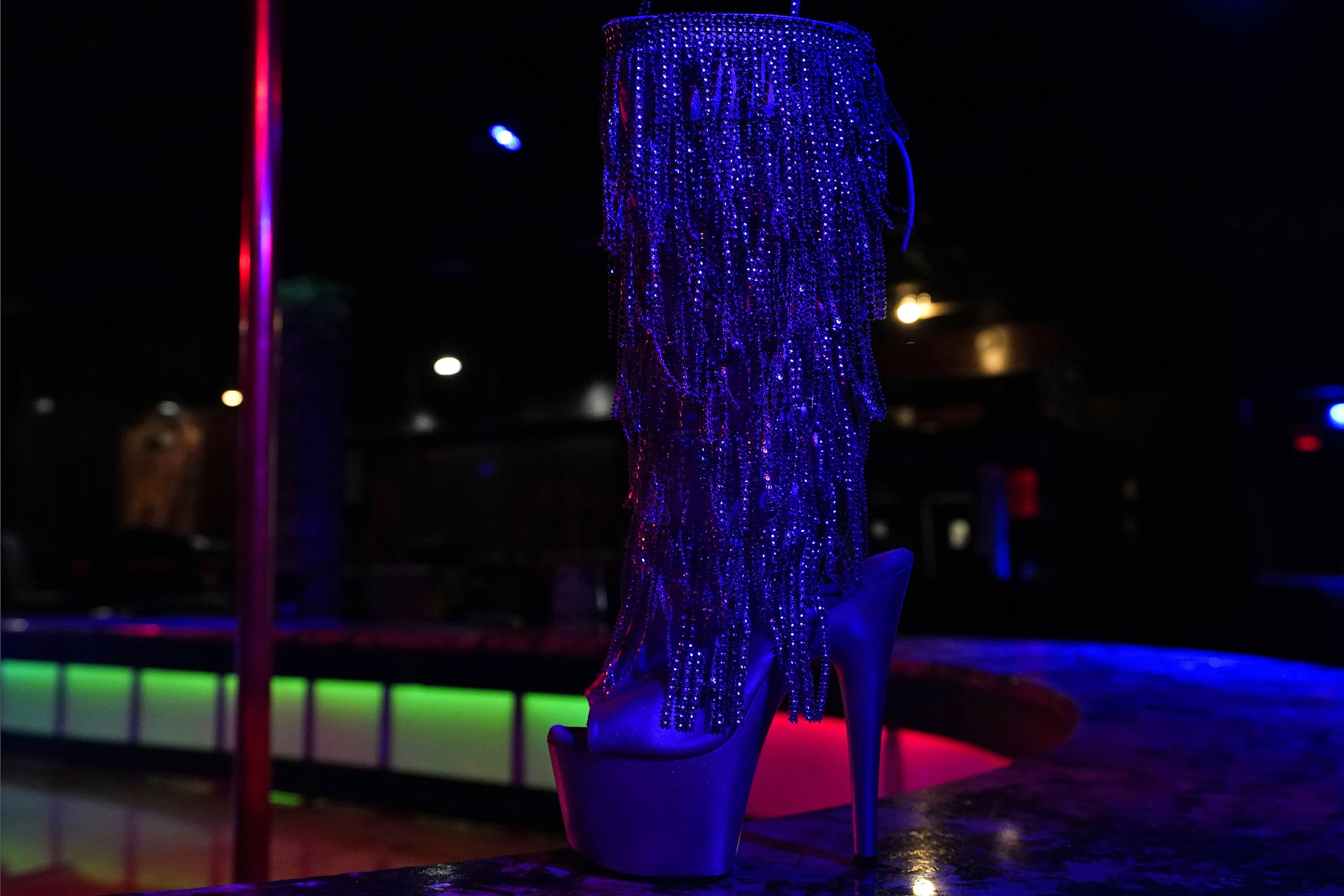 Tampa’s famous strip clubs prepare for an unusual Super Bowl