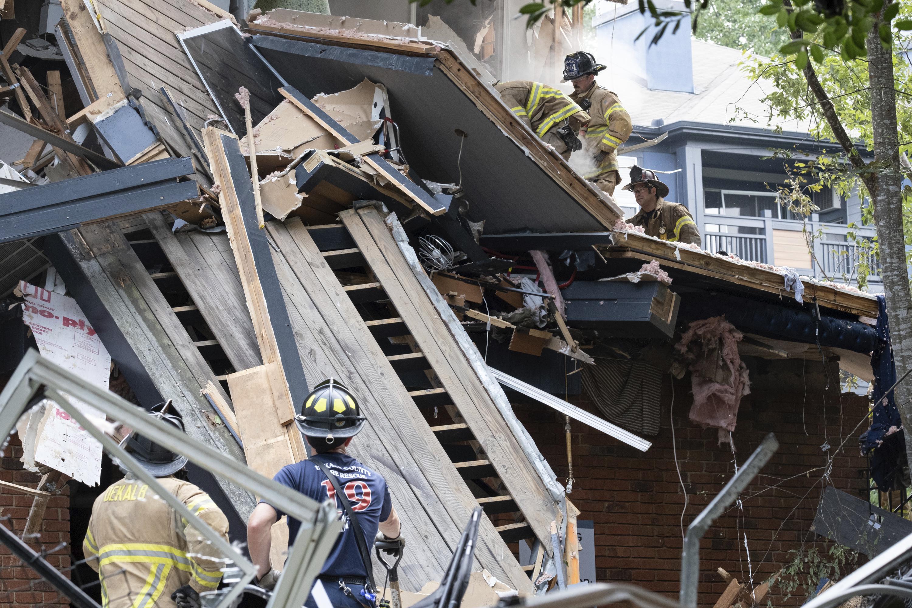 4 injured after apartment building explosion near Atlanta | AP News