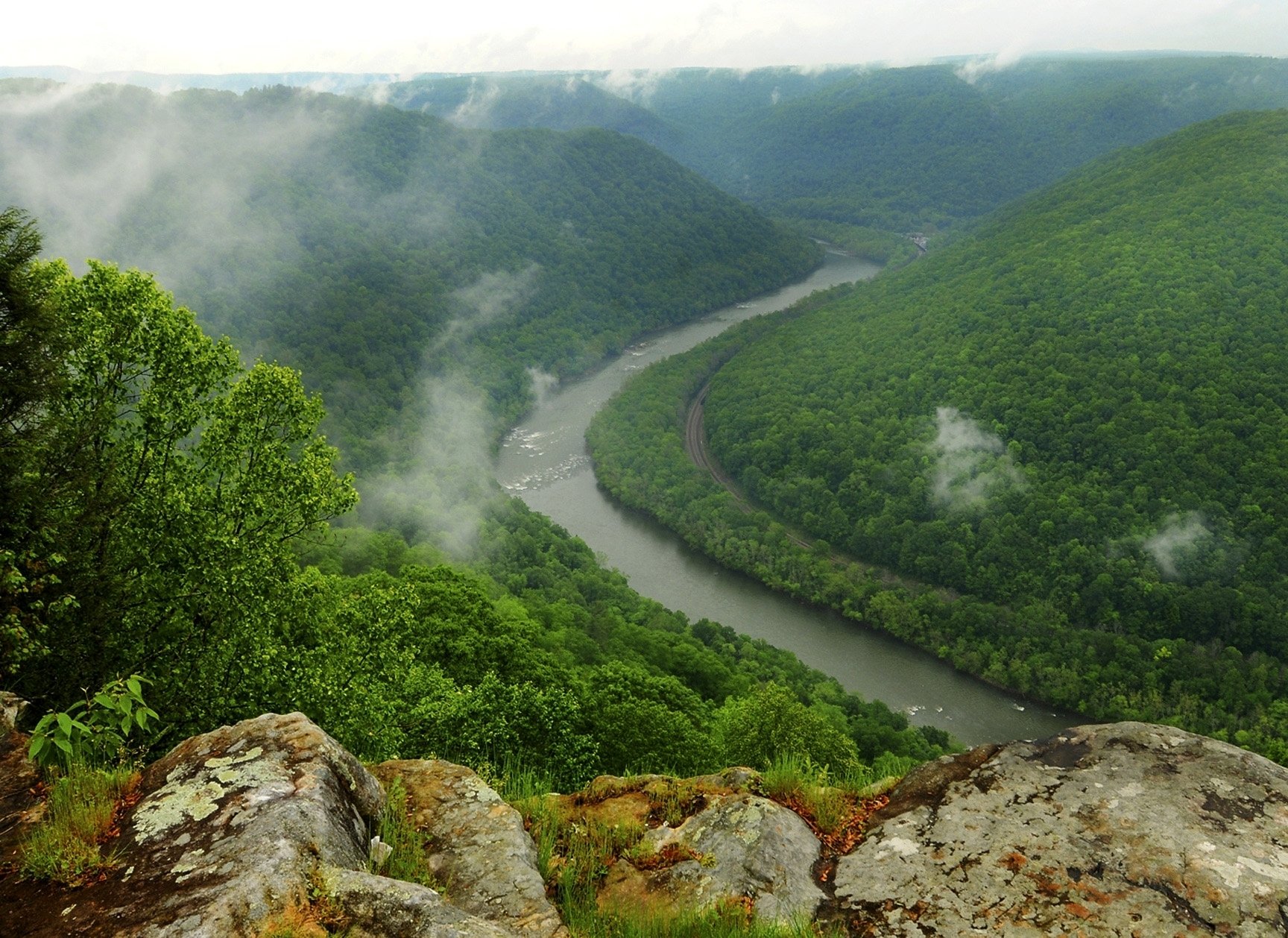 West Virginia is weighing income tax cuts to counter population loss