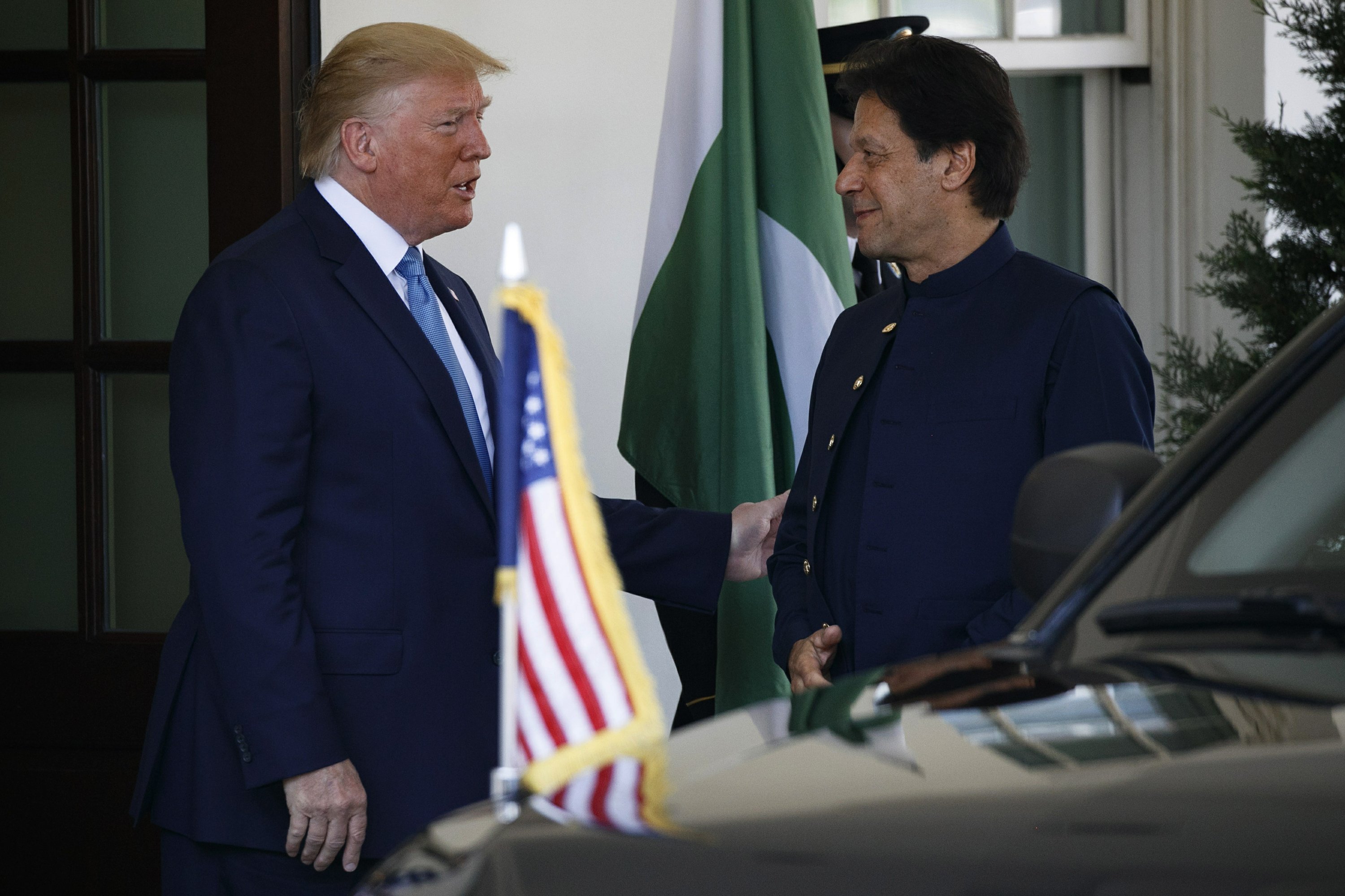 Trump wants Pakistan to help ‘extricate’ US from Afghanistan Trump wants Pakistan to help ‘extricate’ US from Afghanistan