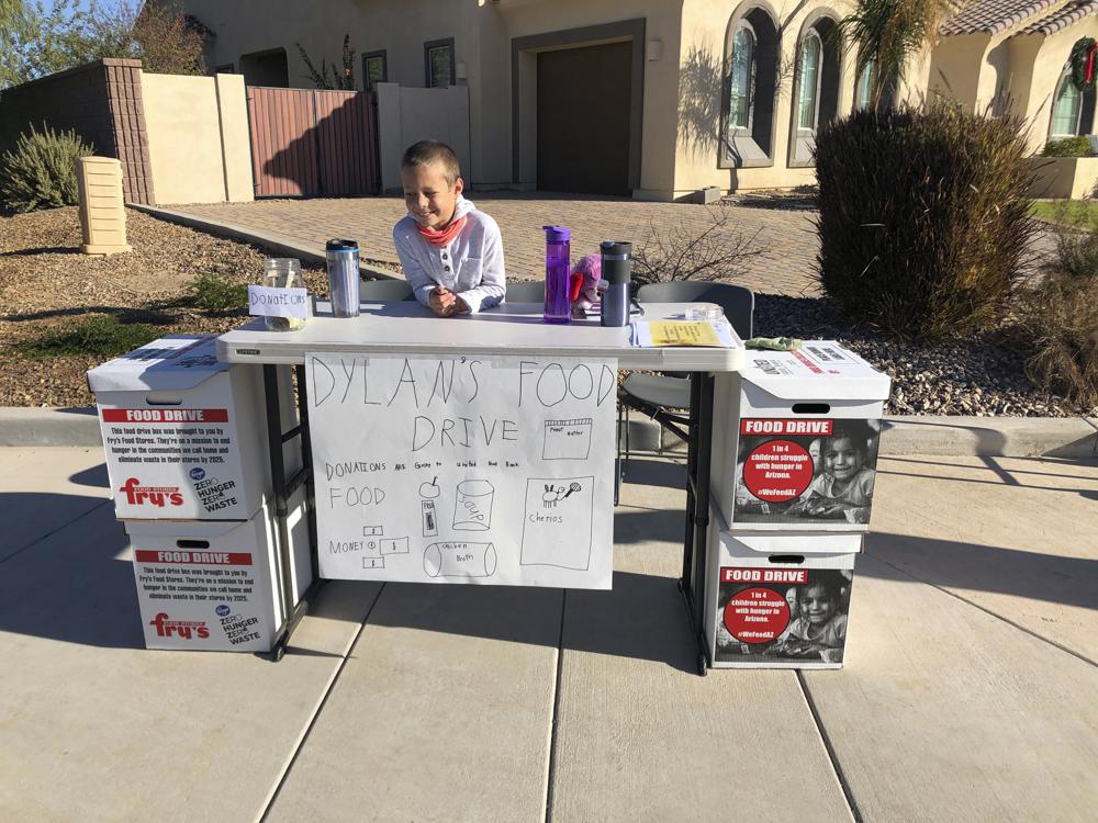 Dylan Pfeifer Dylan Pfeifer's food drive (AP)