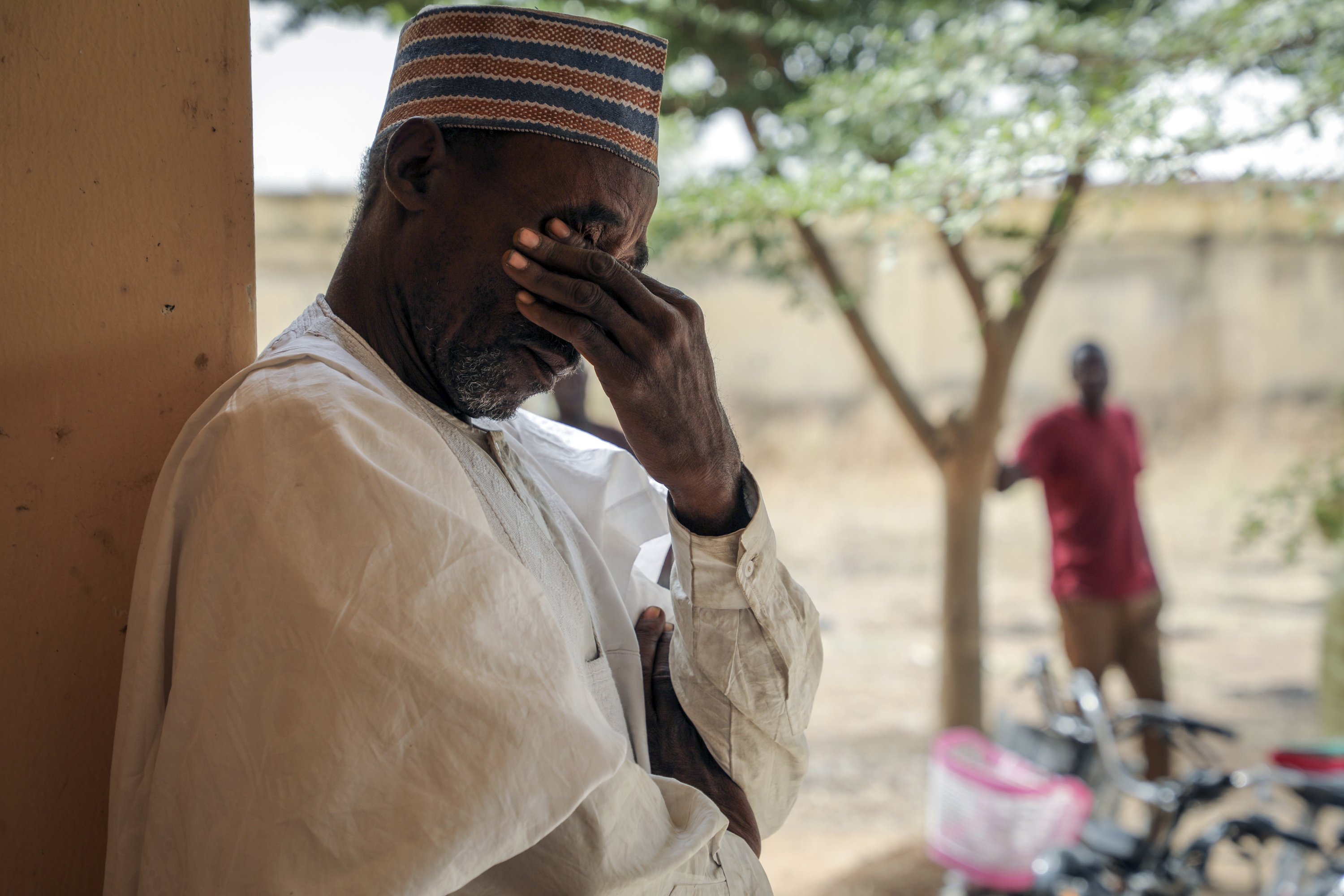 Nigerian families await news of 300 abducted schoolgirls