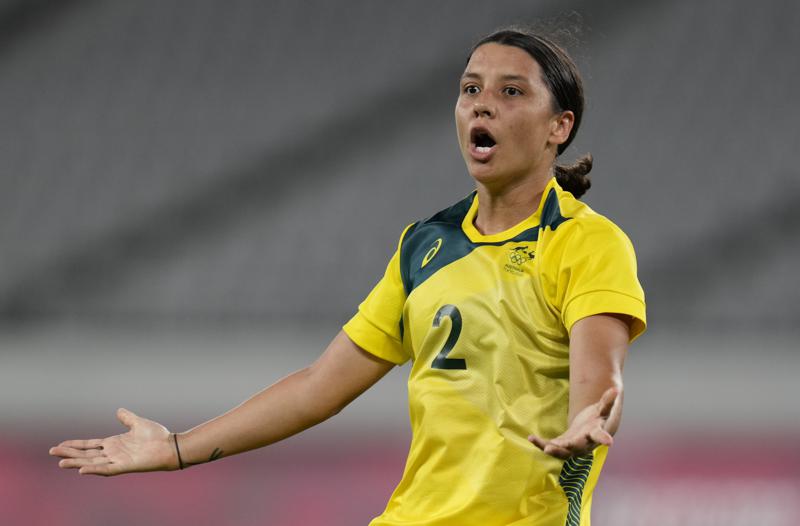 Australia Downs New Zealand 2 1 In Olympic Women S Soccer
