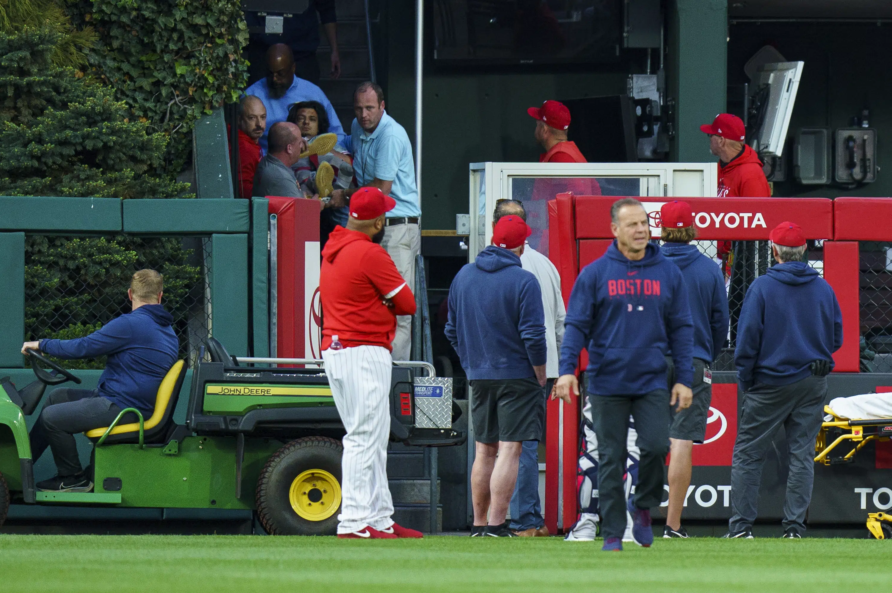 Spectator tumbles over railing into bullpen in Philly Spectator tumbles over railing into bullpen in Philly