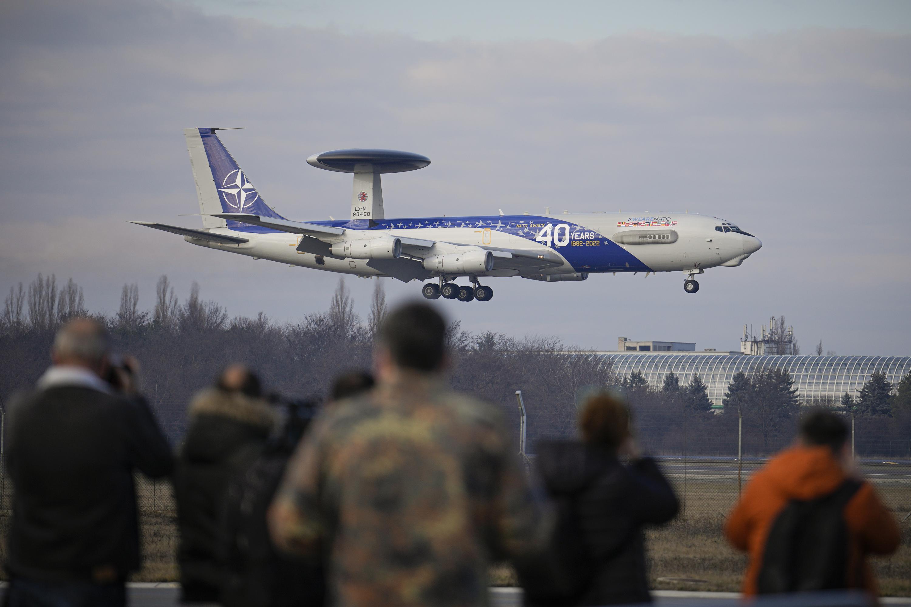 Desfășurarea temporară a aeronavelor de recunoaștere NATO în România