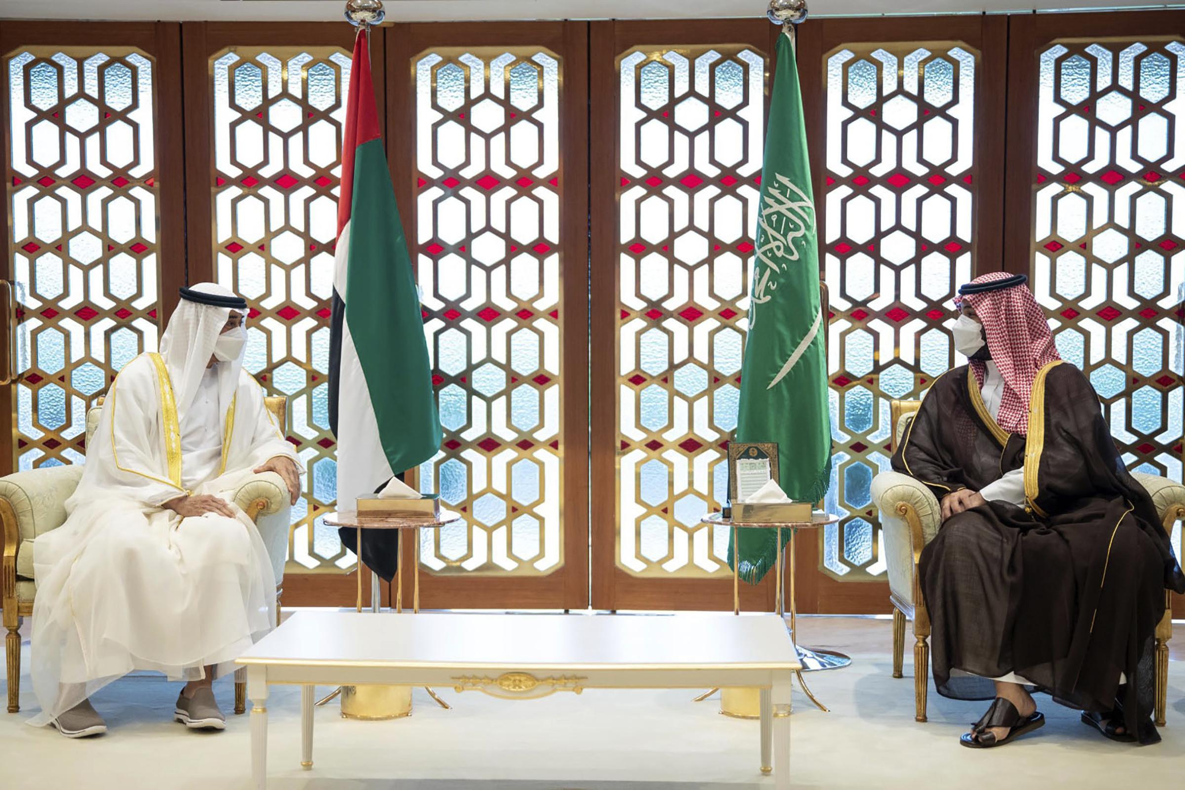 الأمير الكبير لدولة الإمارات العربية المتحدة في السعودية لإجراء محادثات مع ولي العهد