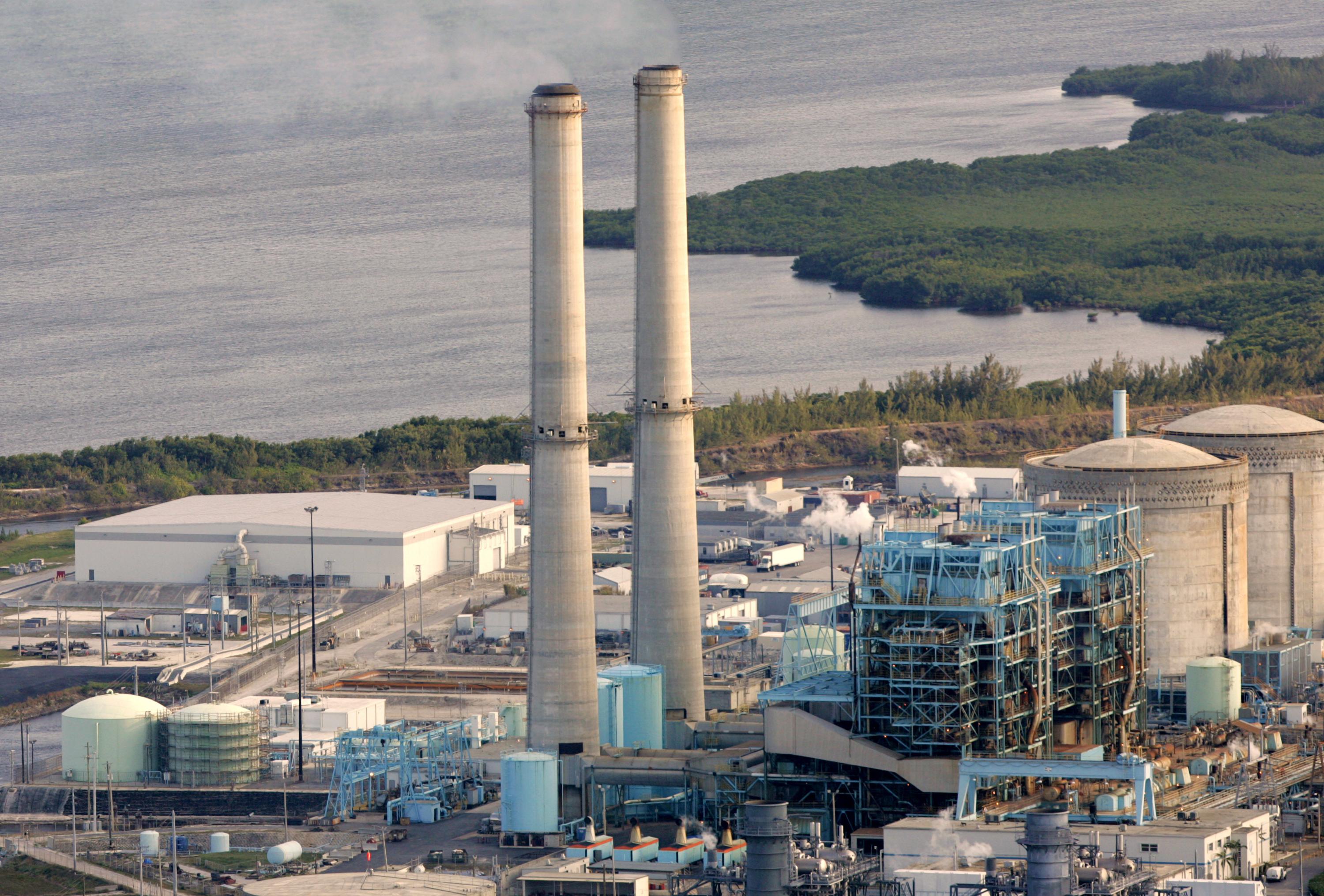 Feds rescind license extension for Florida nuclear plant AP News