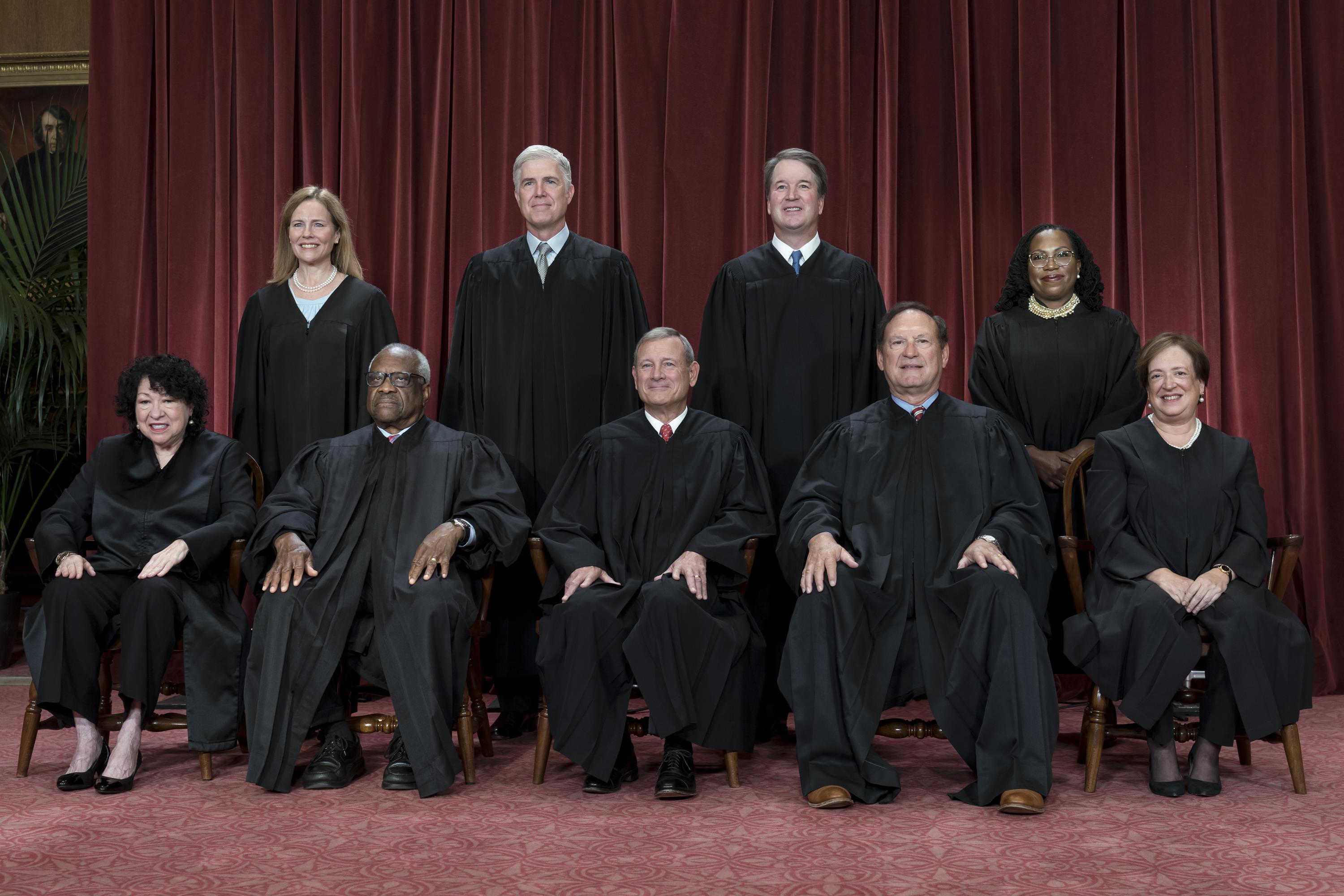 supreme court justices dining room