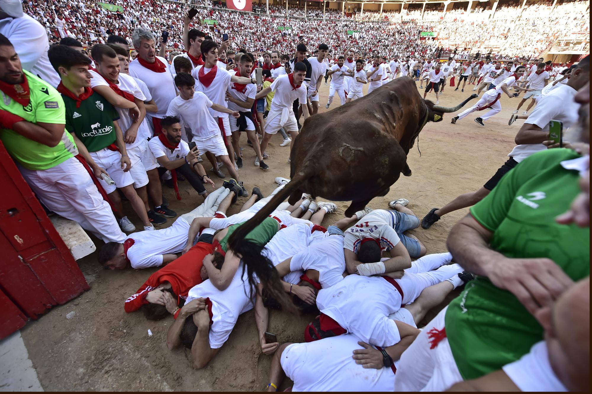 Spain's running of the bulls: 1 person gored in Pamplona | AP News