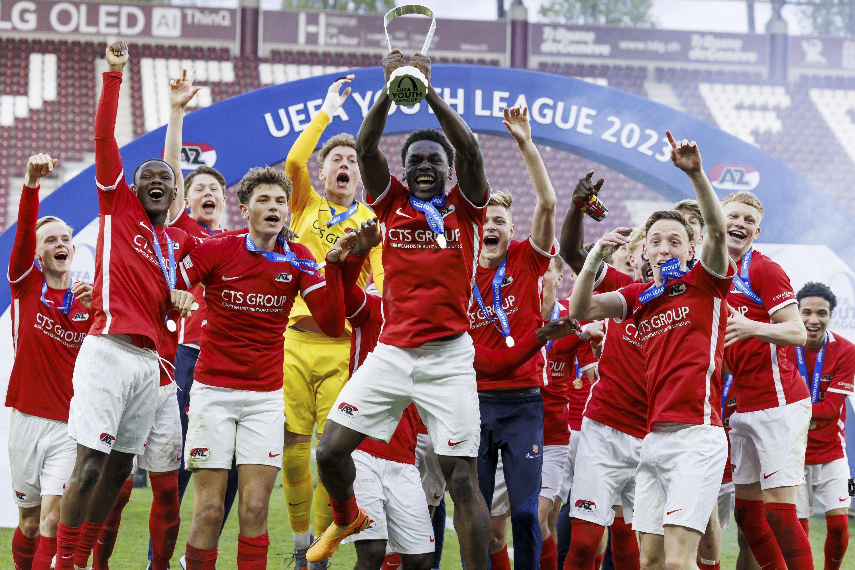 Football Report on X: Starting XIs and benches for AZ Alkmaar U19 vs Hajduk  Split U19 in the UEFA Youth League Final: #AZ #azhaj #UYL #Hajduk   / X