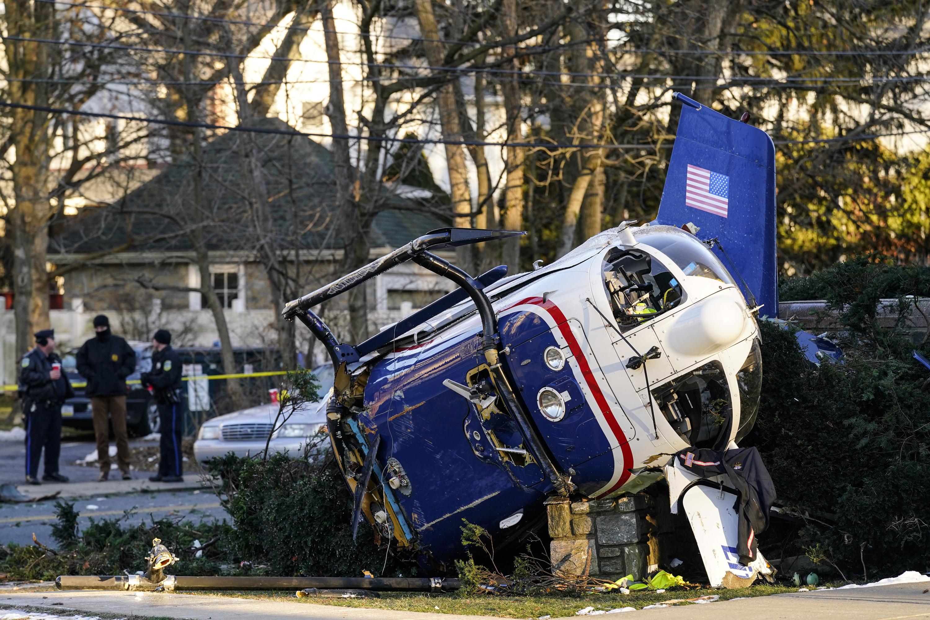 Medical helicopter crashes near church; all 4 aboard survive AP News