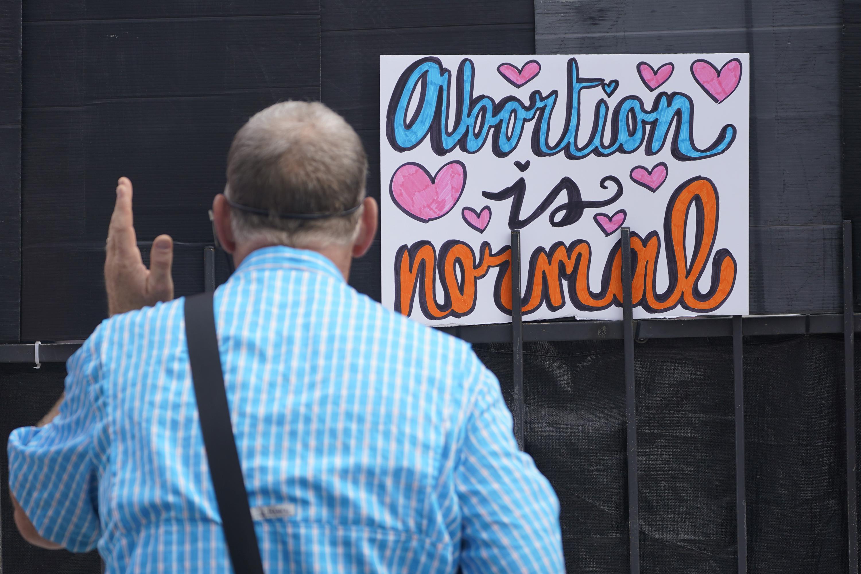 Mississippi judge sets hearing on challenge to abortion law TrendRadars
