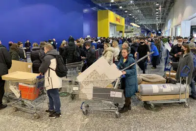 Foto tomada en una tienda IKEA en las afueras de Moscú el 3 de marzo de 2022. (Foto AP)